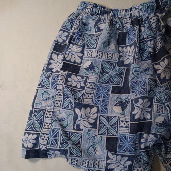 Vintage Vintage Hawaiian Floral Pattern Shorts Size US 30 / EU 46 - 2 Thumbnail