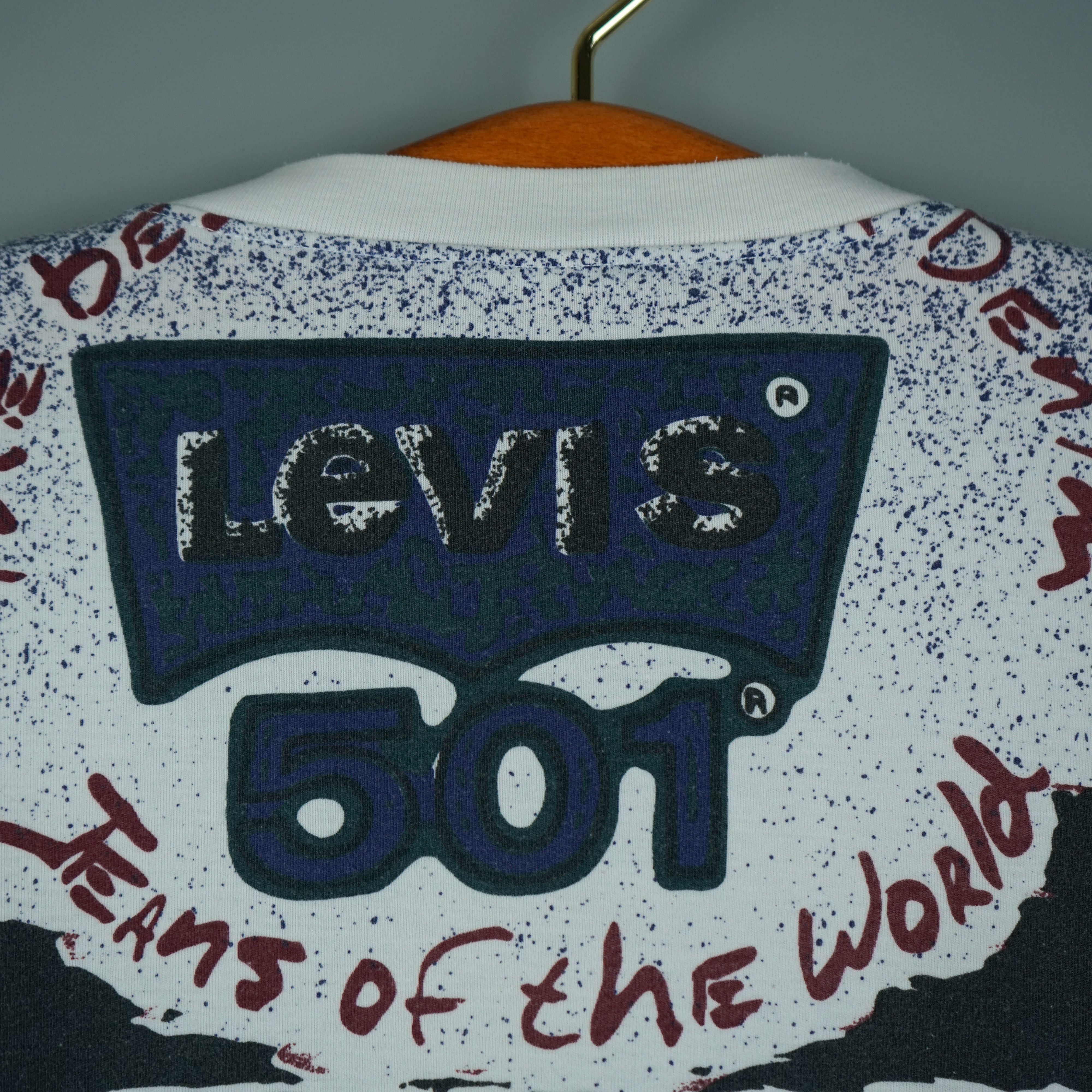 Levi's Vintage Clothing × Vintage 1990s Levis t-shirt Size US L / EU 52-54 / 3 - 6 Thumbnail