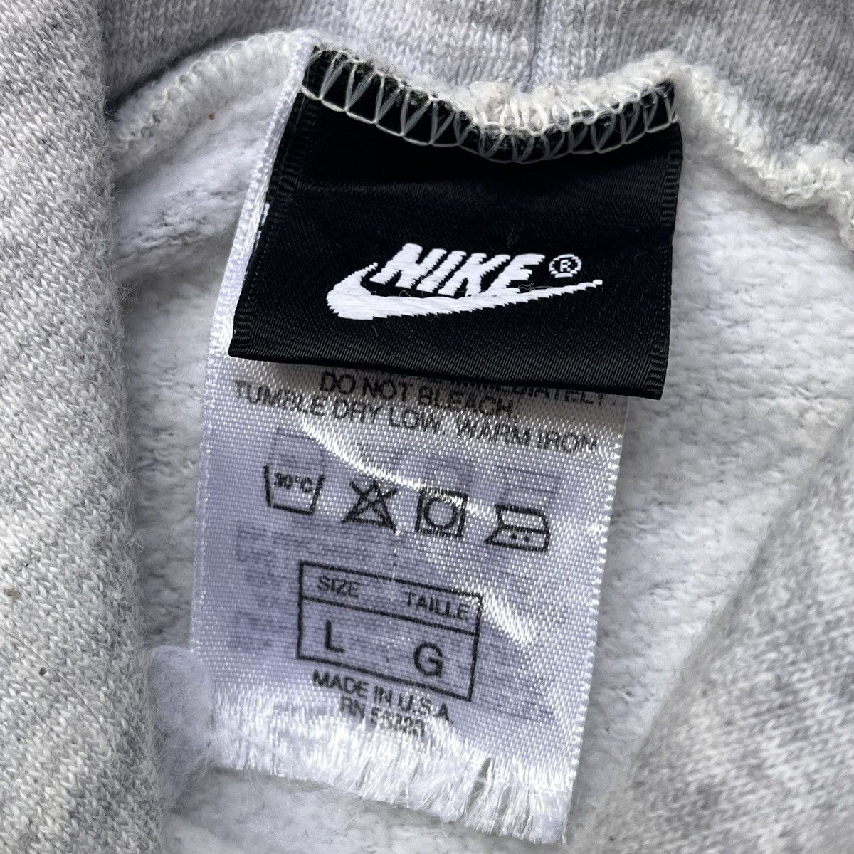 Vintage Big Swoosh Centre Logo Nike Vintage Hoodie Made In USA Size US L / EU 52-54 / 3 - 6 Thumbnail