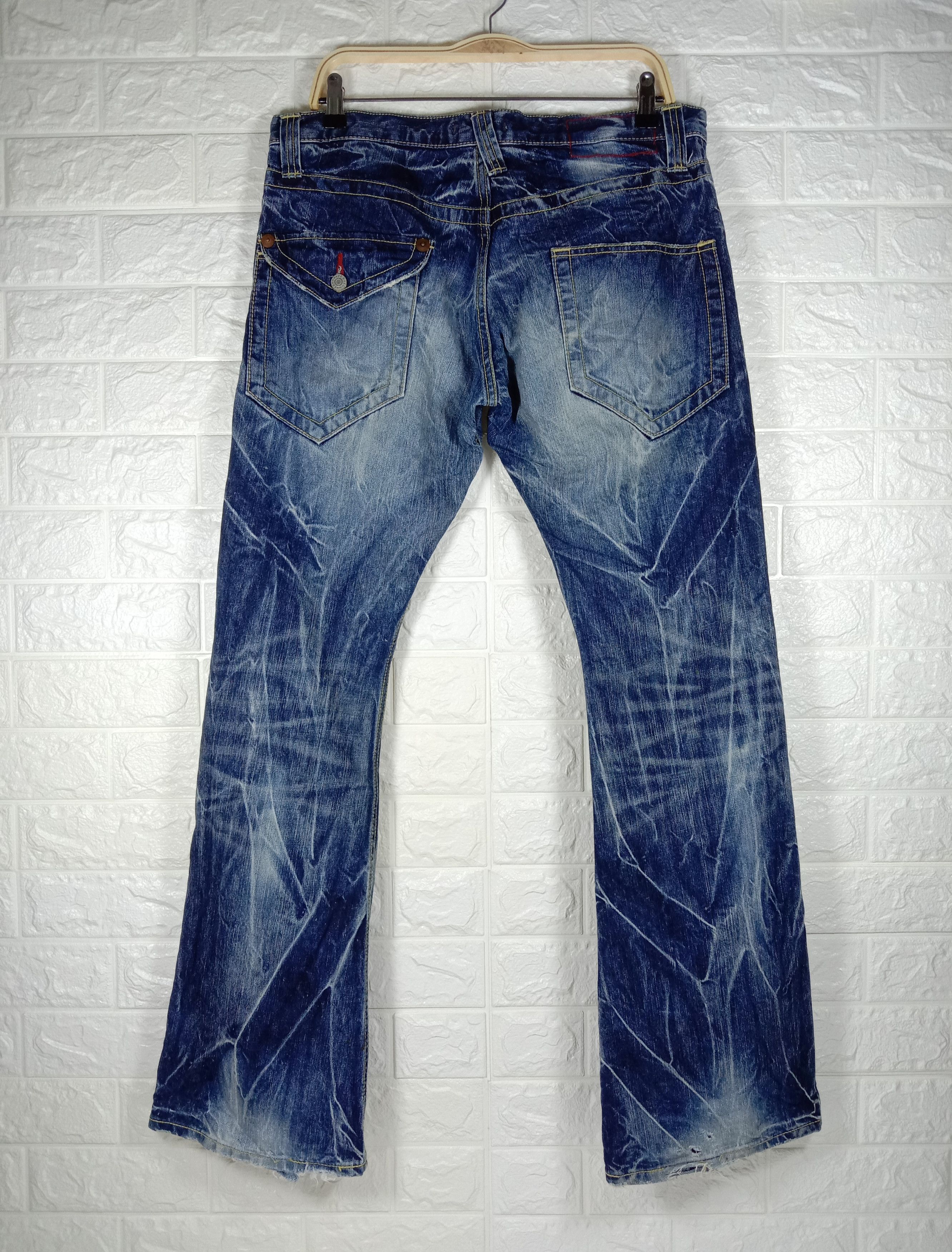 Japanese Brand Vintage Blue Way Bleach Design Bell Bottom Flare Jeans Size US 34 / EU 50 - 5 Thumbnail