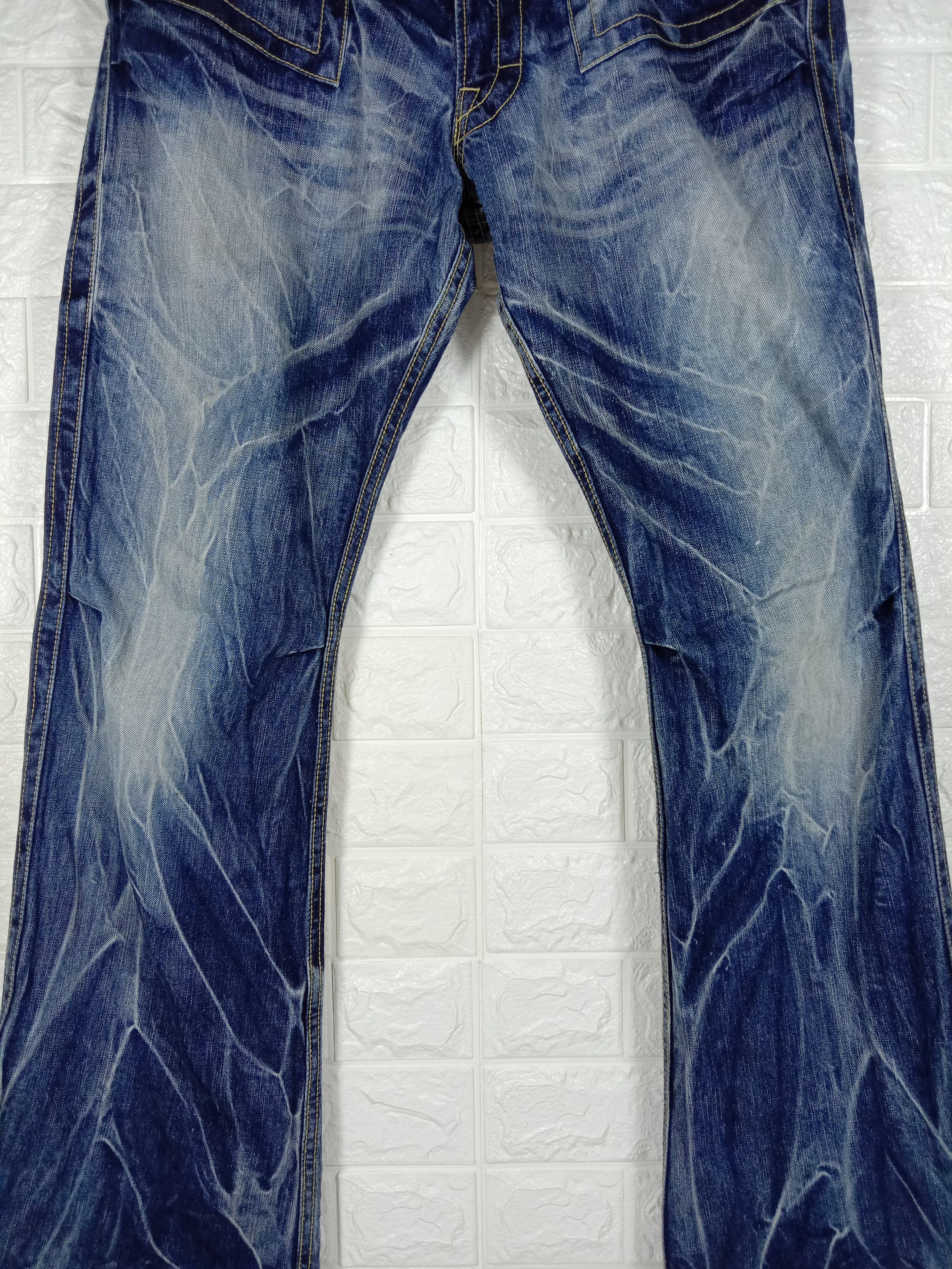 Japanese Brand Vintage Blue Way Bleach Design Bell Bottom Flare Jeans Size US 34 / EU 50 - 3 Thumbnail