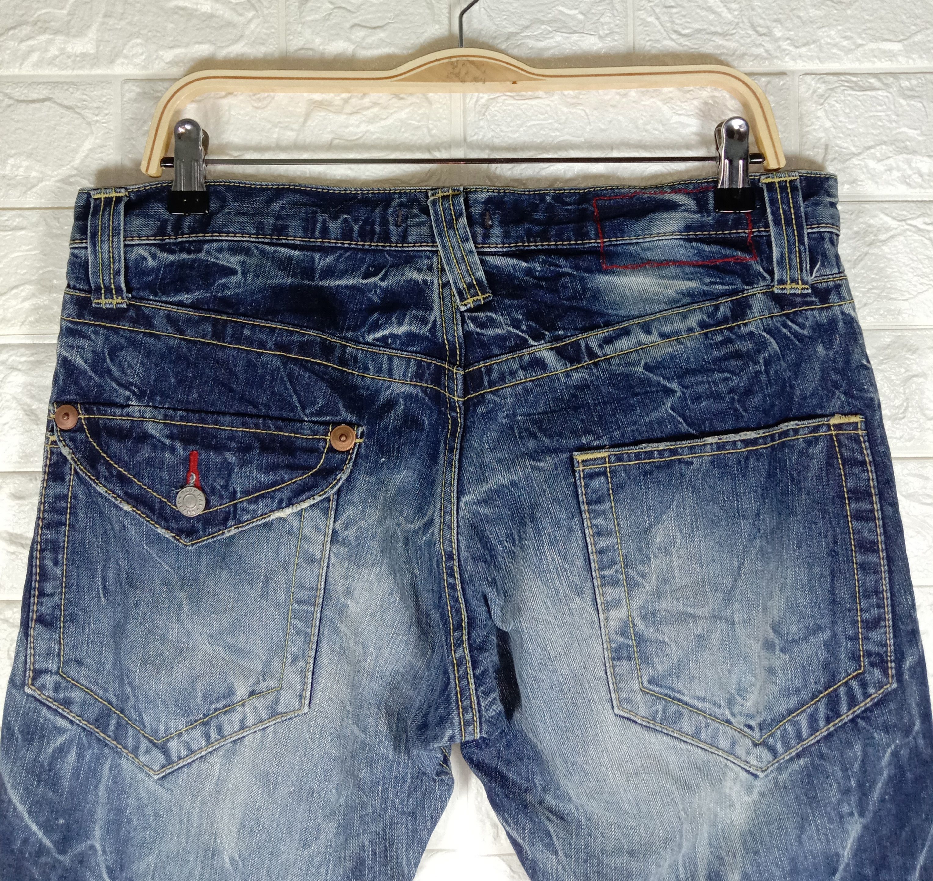 Japanese Brand Vintage Blue Way Bleach Design Bell Bottom Flare Jeans Size US 34 / EU 50 - 6 Thumbnail