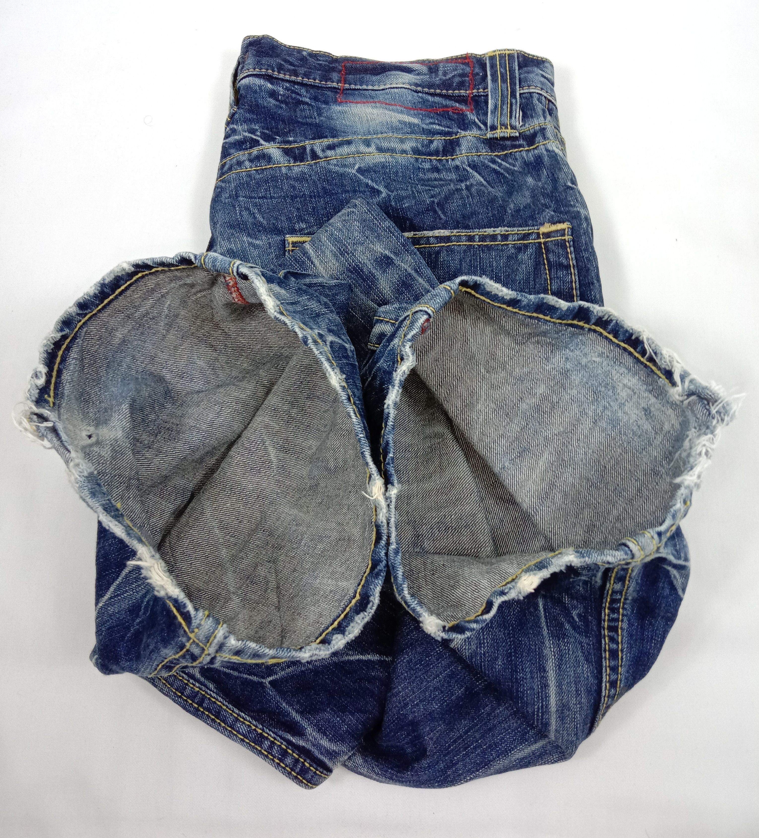 Japanese Brand Vintage Blue Way Bleach Design Bell Bottom Flare Jeans Size US 34 / EU 50 - 15 Thumbnail