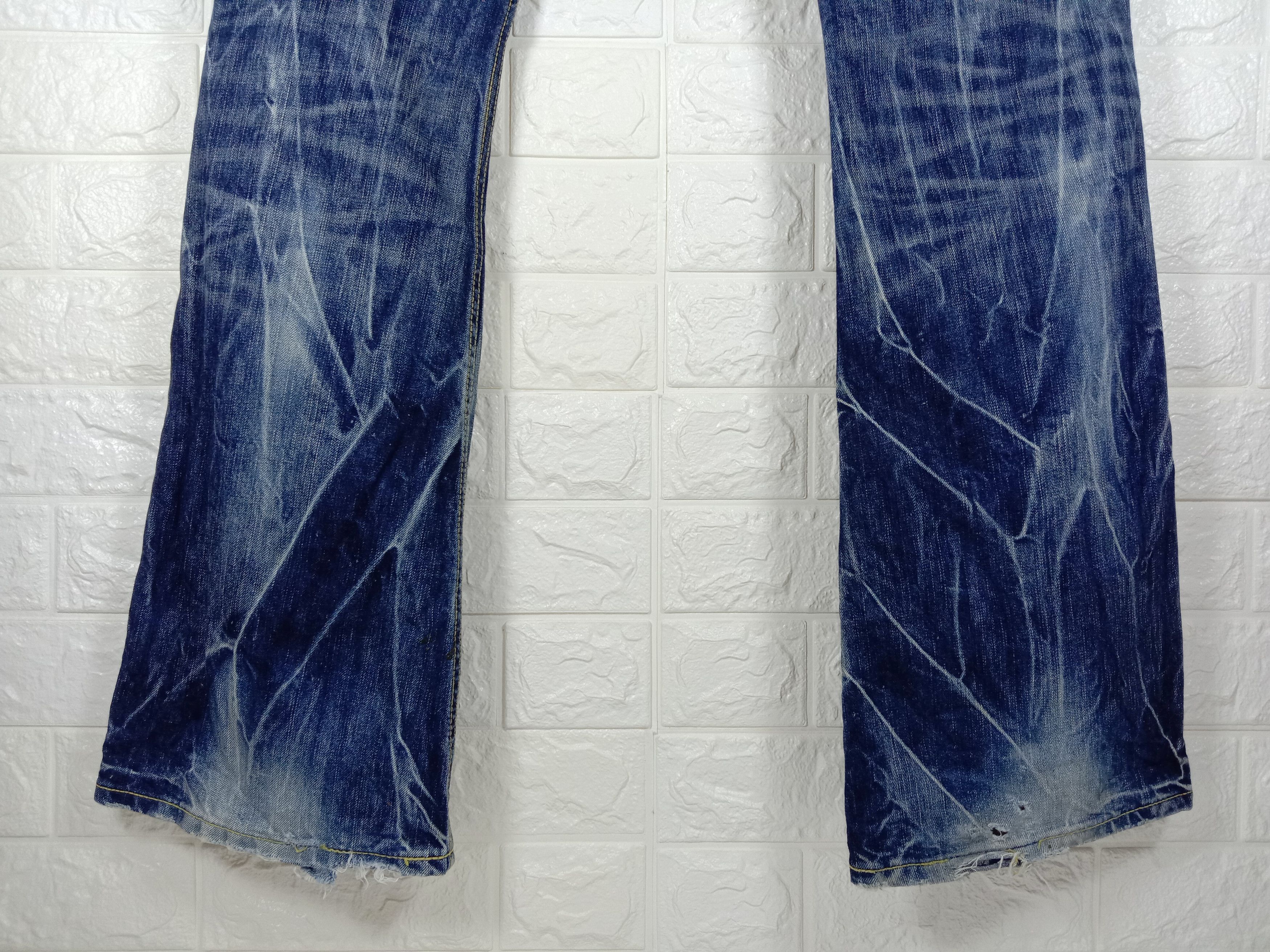 Japanese Brand Vintage Blue Way Bleach Design Bell Bottom Flare Jeans Size US 34 / EU 50 - 8 Thumbnail