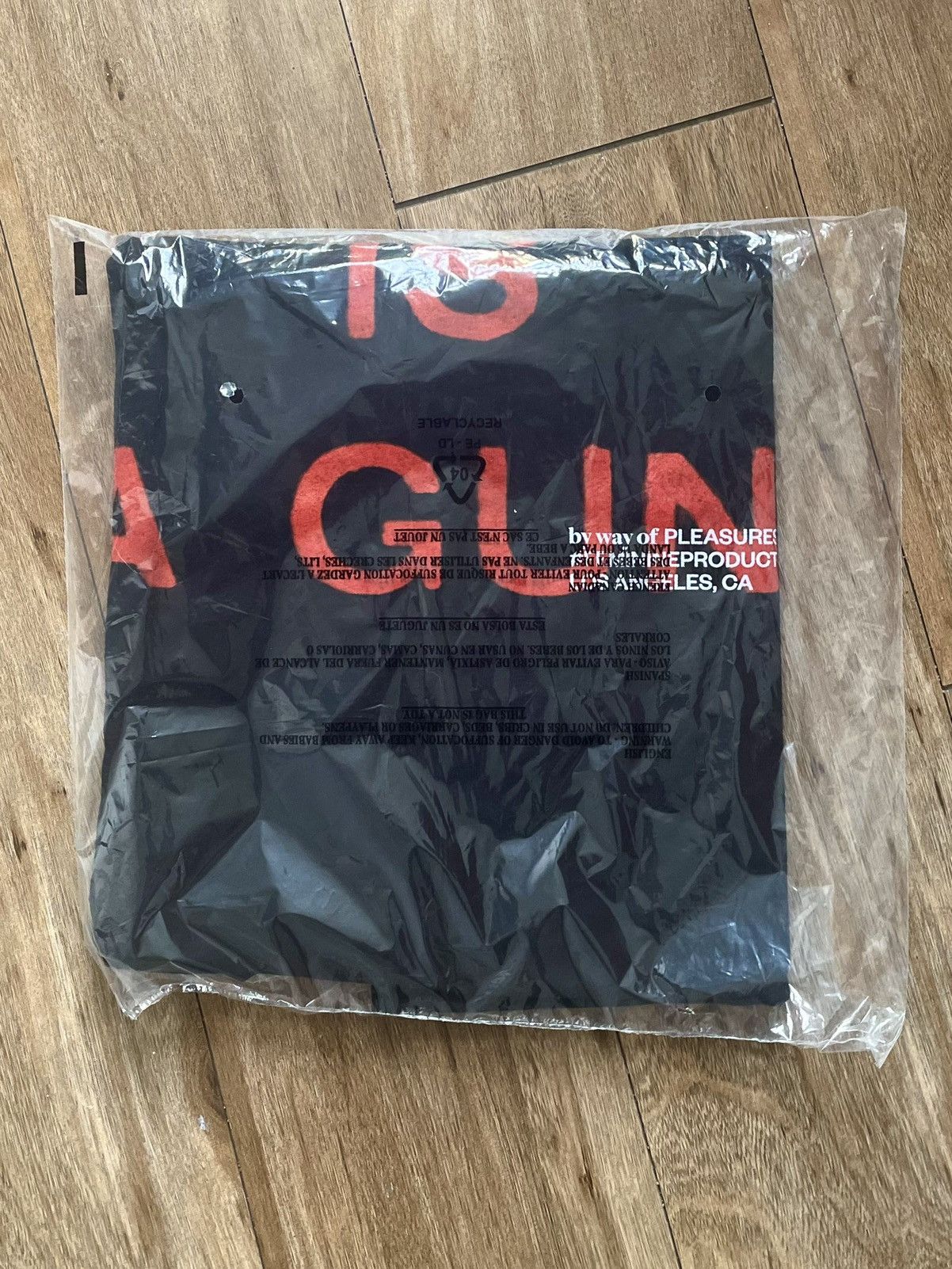 Pleasures XL Extra Large Black A Girl is A Gun Tee Shirt Merch Joy Red Size US XL / EU 56 / 4 - 6 Thumbnail