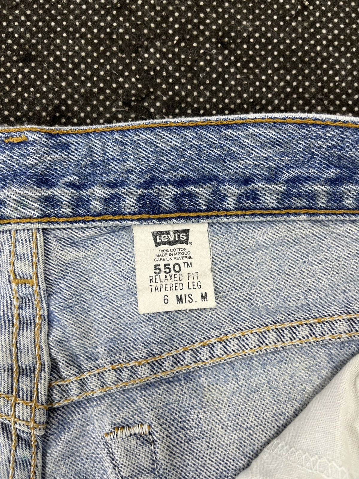 Levi's Vintage Levis 550 Distressed Jeans - J447 Size US 29 - 8 Thumbnail