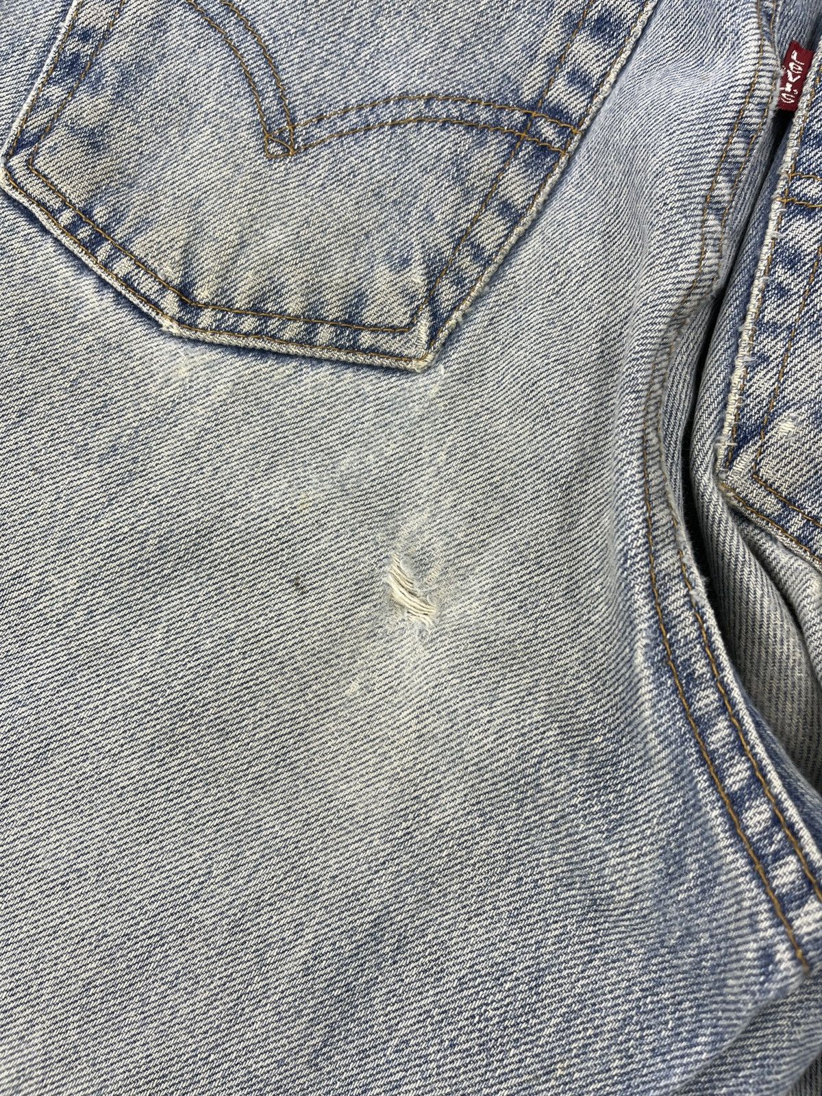 Levi's Vintage Levis 550 Distressed Jeans - J447 Size US 29 - 11 Thumbnail