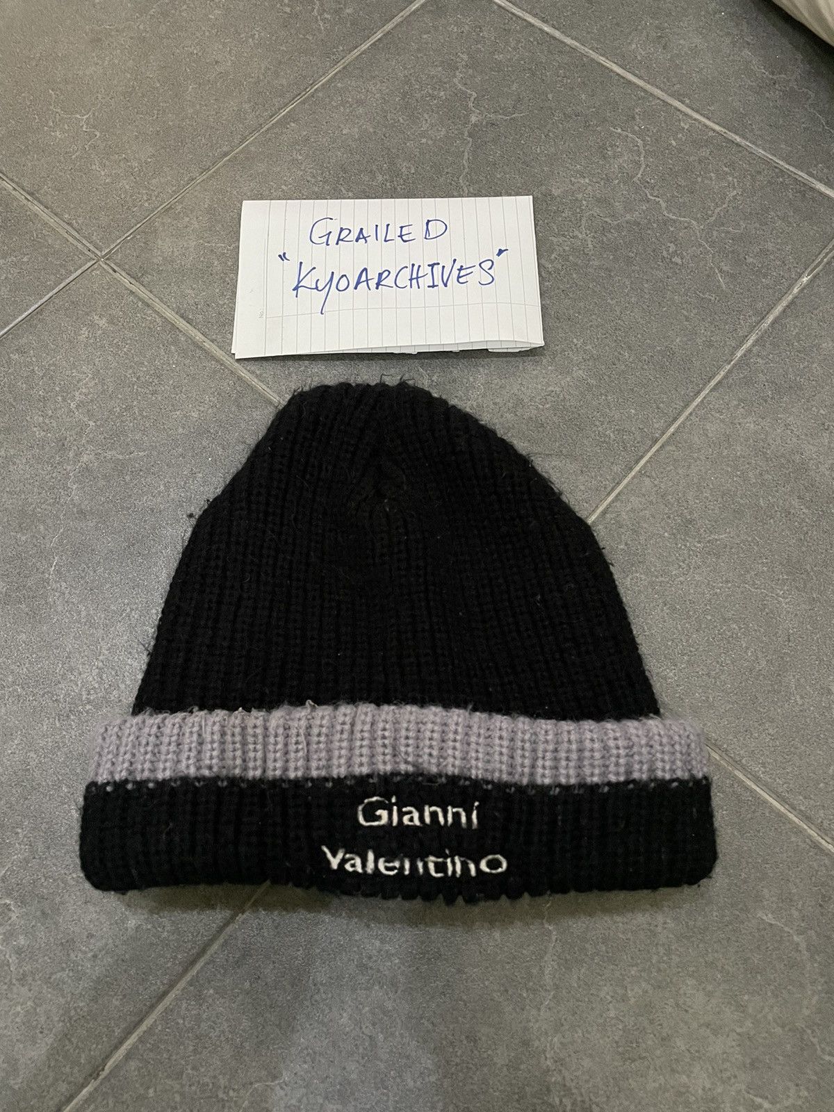 Japanese Brand GIANNI VALENTINO BLACK BEANIE Size ONE SIZE - 1 Thumbnail
