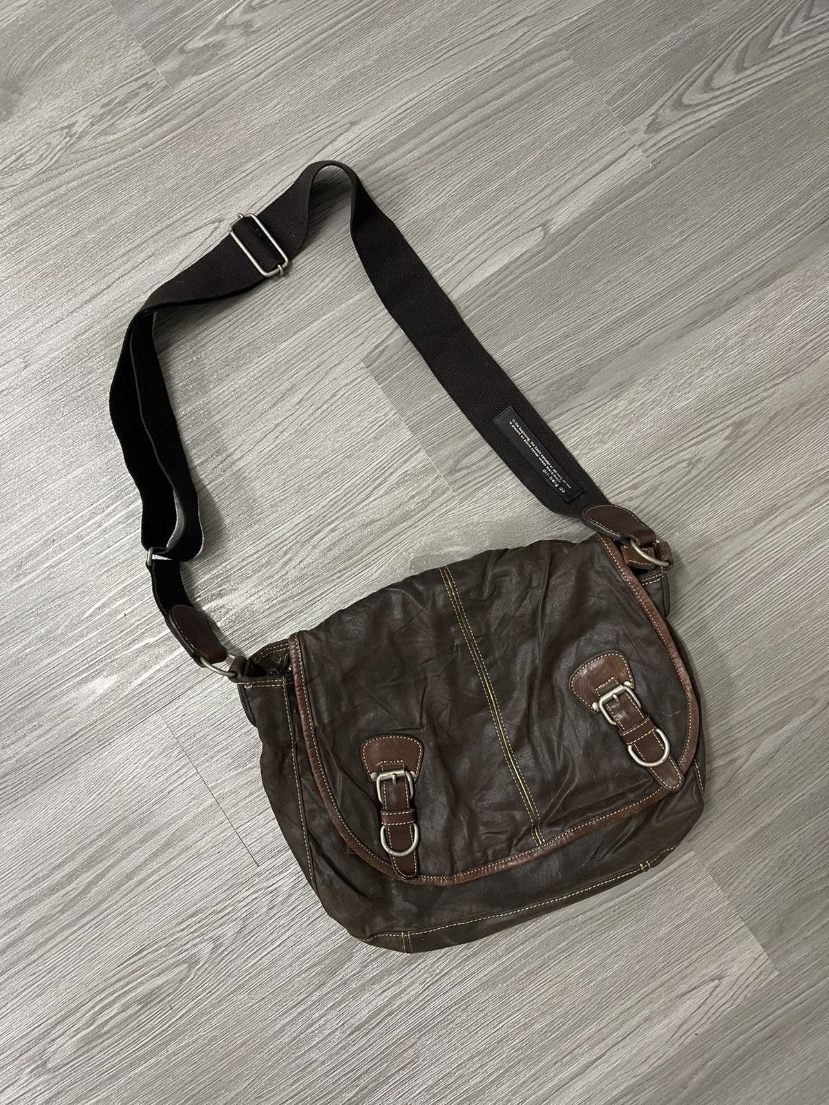 Japanese Brand Unisex🔥Art-berg do japan leather utilities crossbody bag Size ONE SIZE - 2 Thumbnail