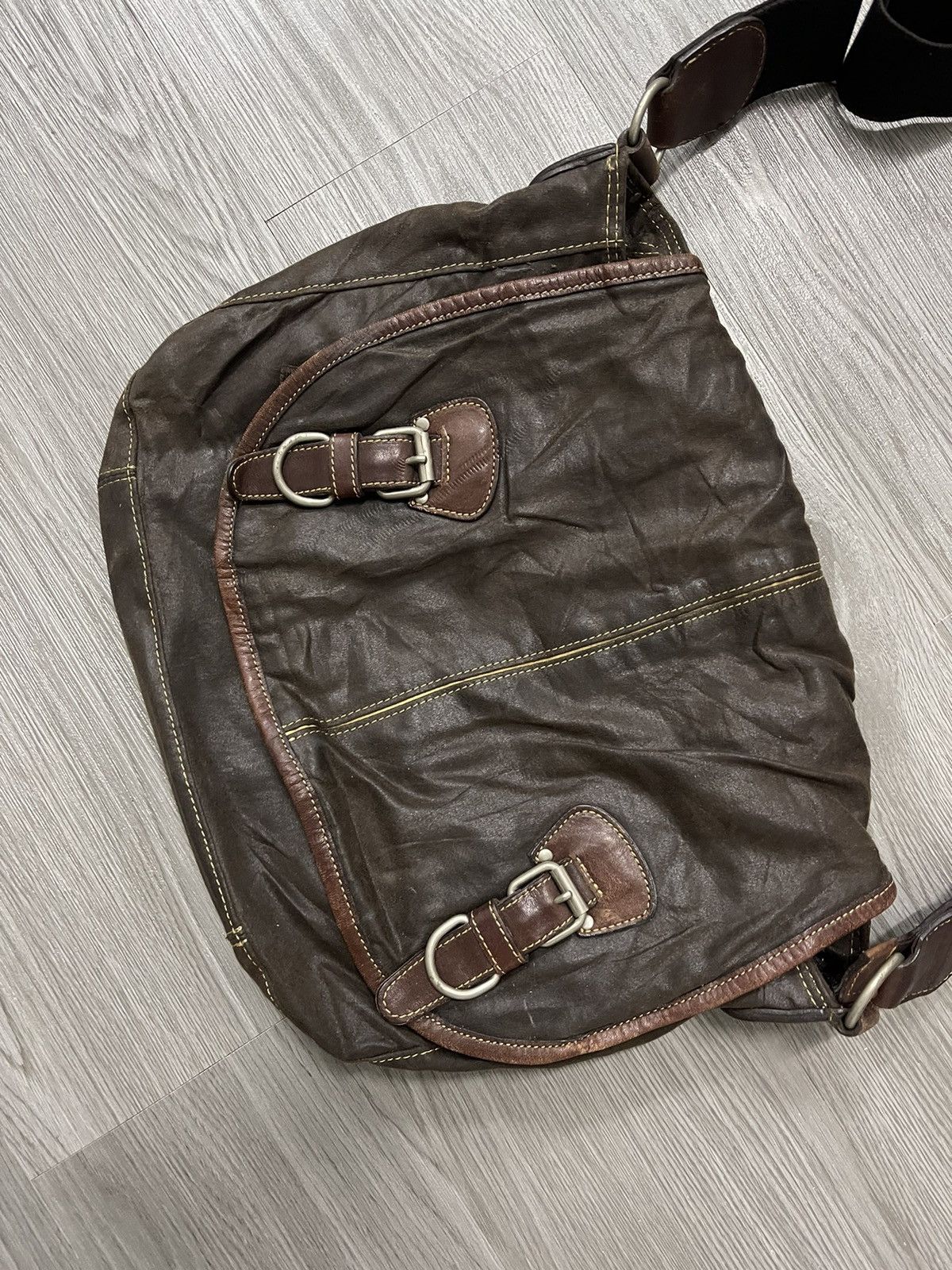 Japanese Brand Unisex🔥Art-berg do japan leather utilities crossbody bag Size ONE SIZE - 4 Thumbnail