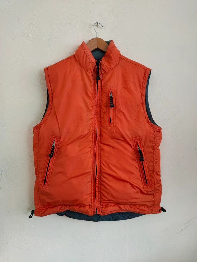 Gap Vintage Gap Puffer Rivisible Vest Size US L / EU 52-54 / 3 - 5 Thumbnail