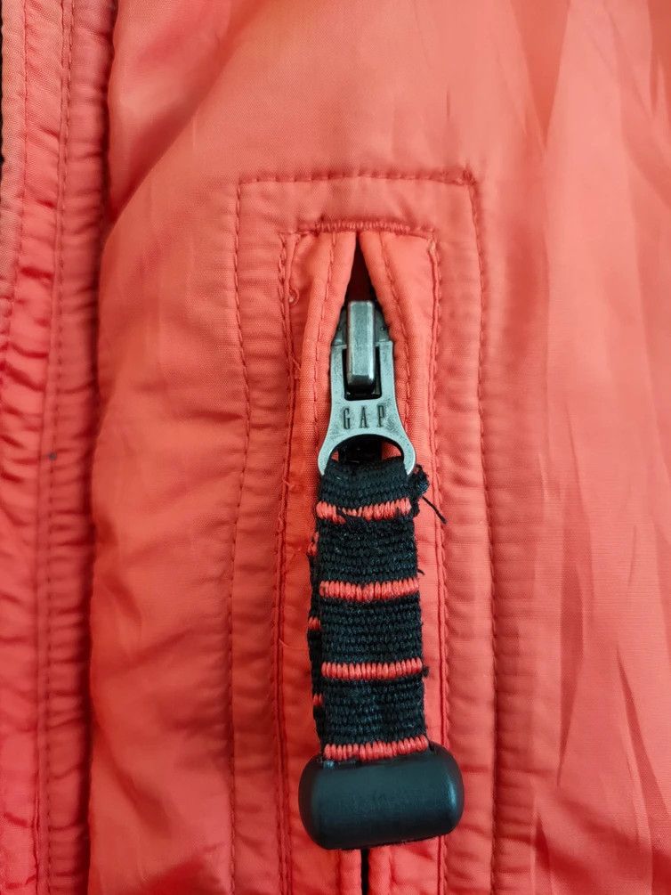 Gap Vintage Gap Puffer Rivisible Vest Size US L / EU 52-54 / 3 - 6 Thumbnail
