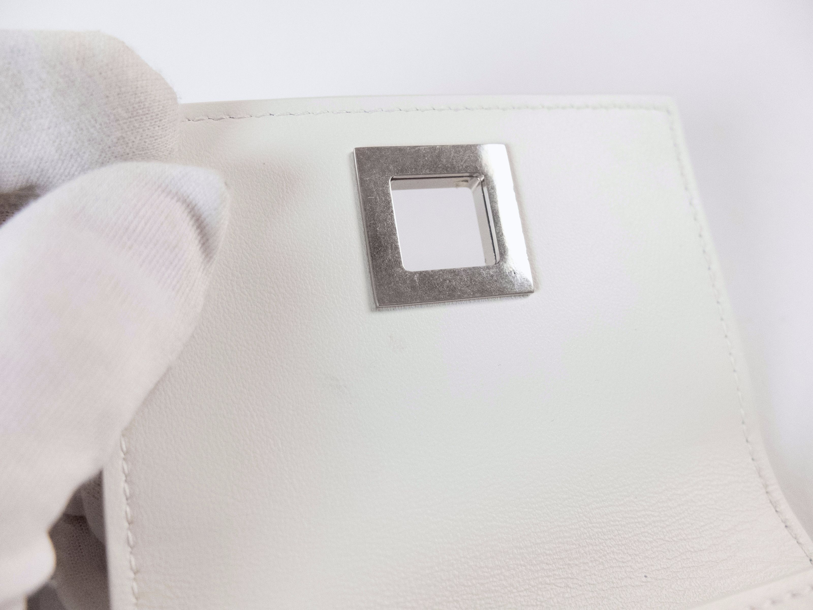 Bottega Veneta BOTTEGA VENETA white Twist lock French calf mini belt bag Size ONE SIZE - 11 Thumbnail