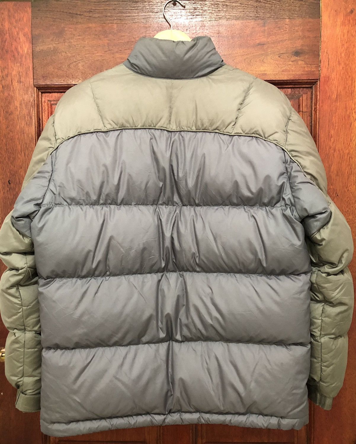 Nike Nike Embroidery Logo Puffer Jacket Two Tone Colour Size US L / EU 52-54 / 3 - 2 Thumbnail