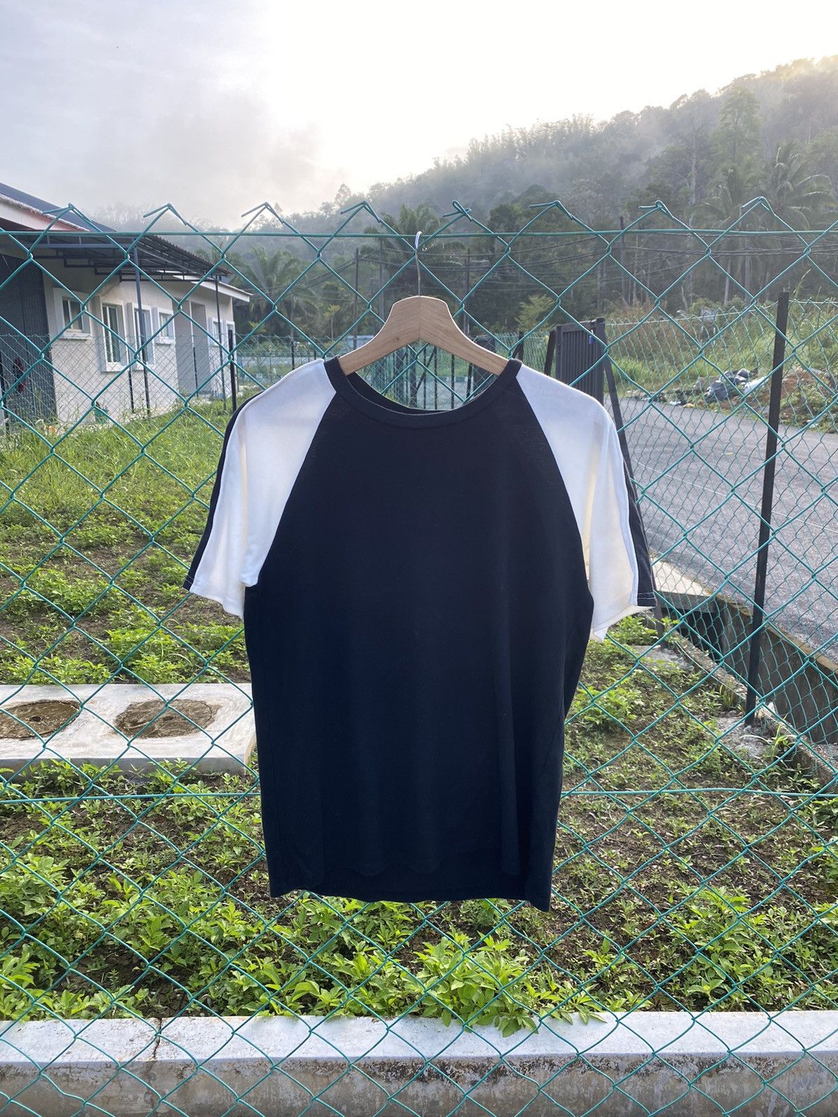 Japanese Brand Vintage Evris Sukajan Embroidery t-shirt Size M / US 6-8 / IT 42-44 - 2 Thumbnail