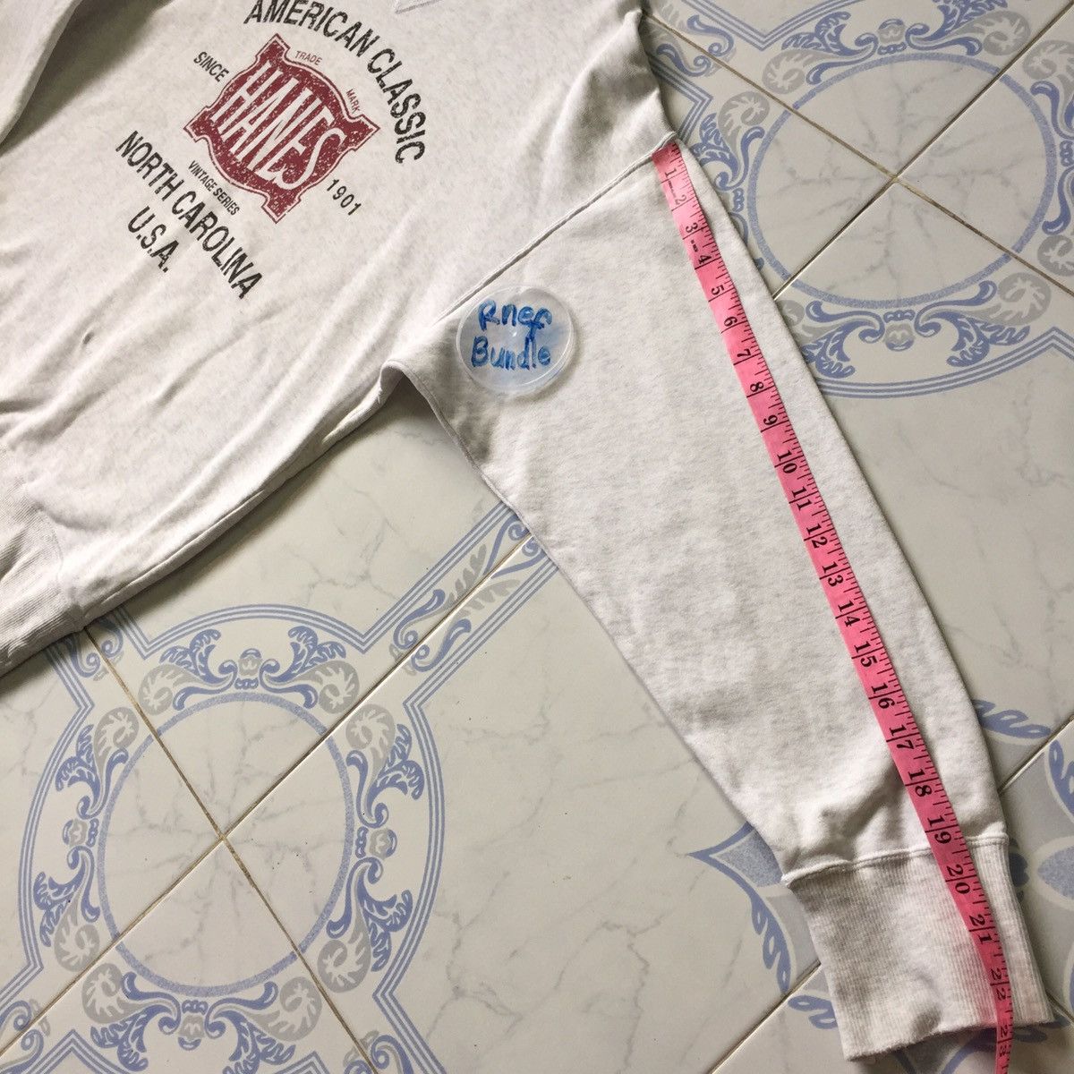 Hanes Vintage & Rare American classic Hanes sweatshirt from Japan Size US L / EU 52-54 / 3 - 12 Thumbnail