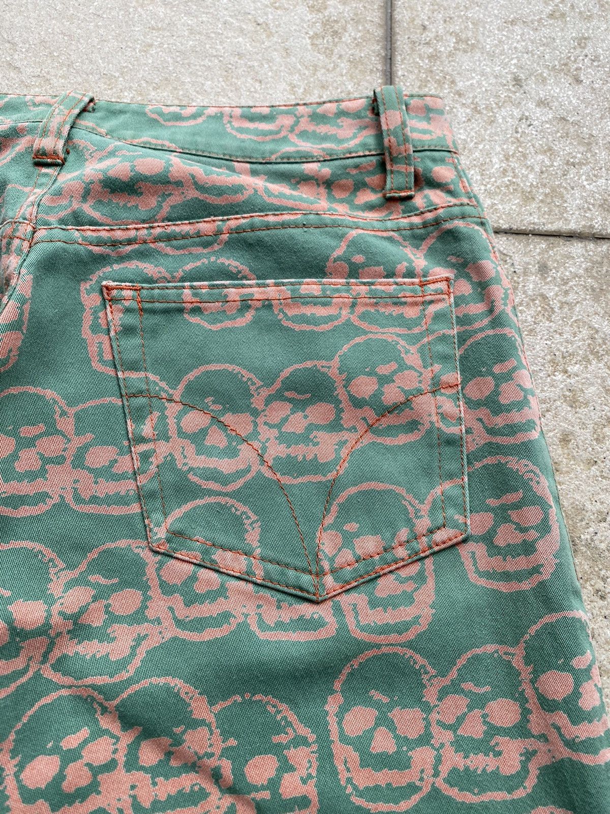 Hysteric Glamour Vintage 1990’s HYSTERIC GLAMOUR Skulls Fullprint Pant Size US 28 / EU 44 - 10 Thumbnail