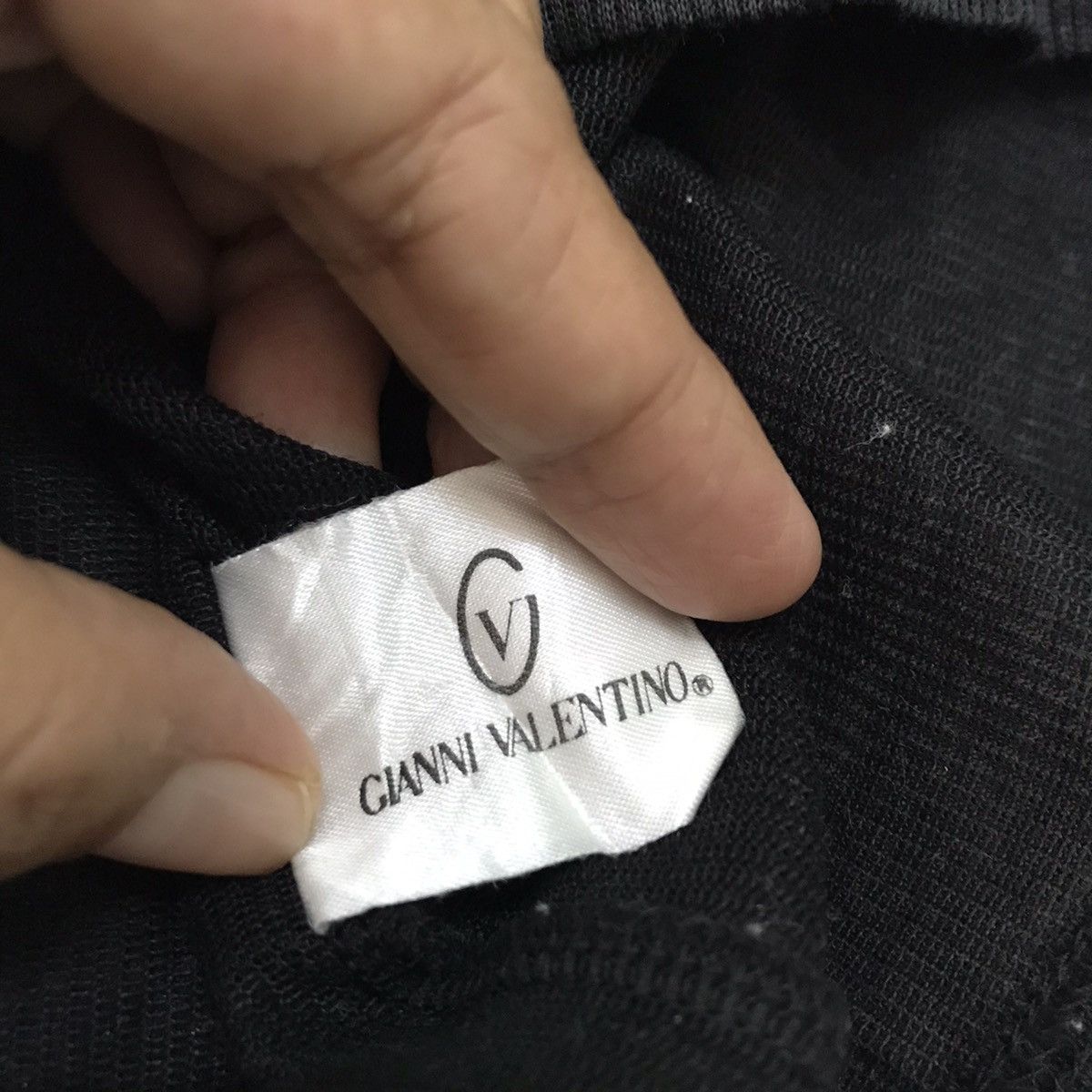 Japanese Brand Gianni Valentino tshirt made in Japan Size US L / EU 52-54 / 3 - 13 Thumbnail