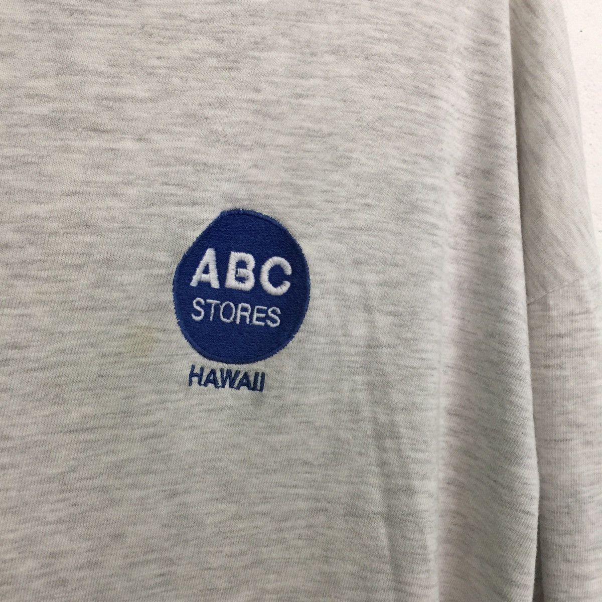 Hanes Vintage ABC STORE HAWAII t shirt spell out logo Size US XL / EU 56 / 4 - 4 Thumbnail