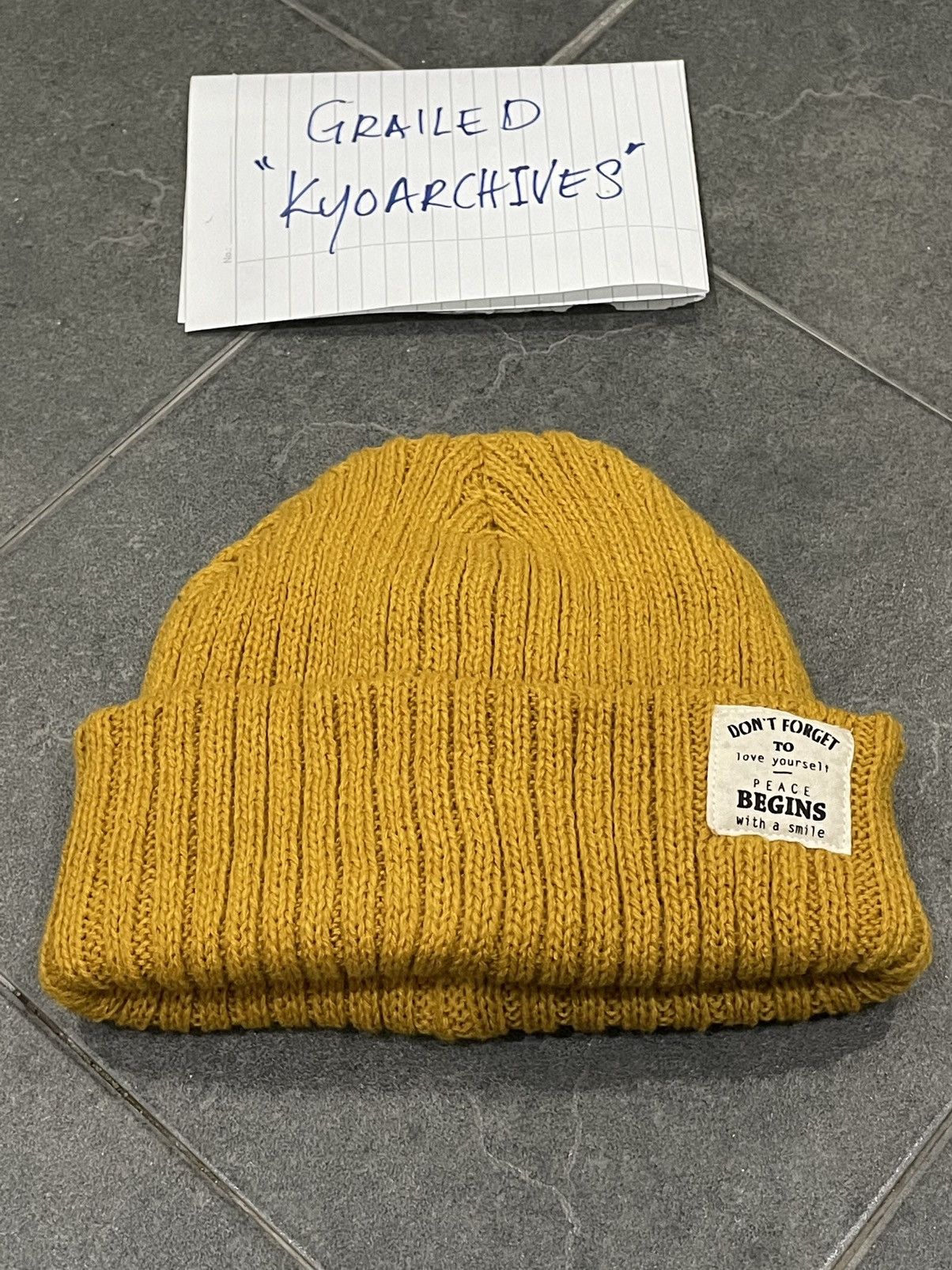 Other PERSONALITY YELLOW BEANIE Size ONE SIZE - 1 Thumbnail