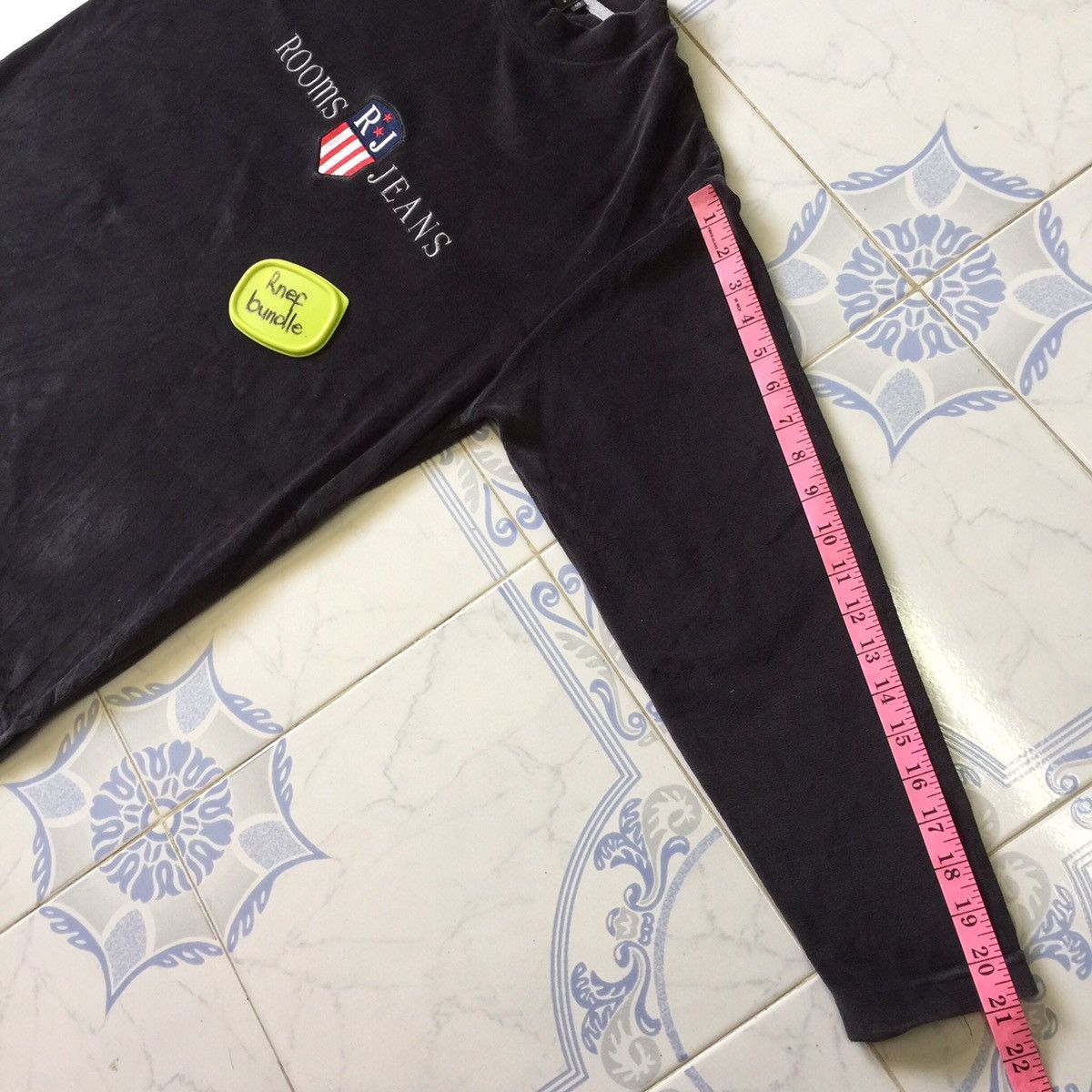 Japanese Brand Rooms jeans sweatshirt Size US S / EU 44-46 / 1 - 11 Thumbnail