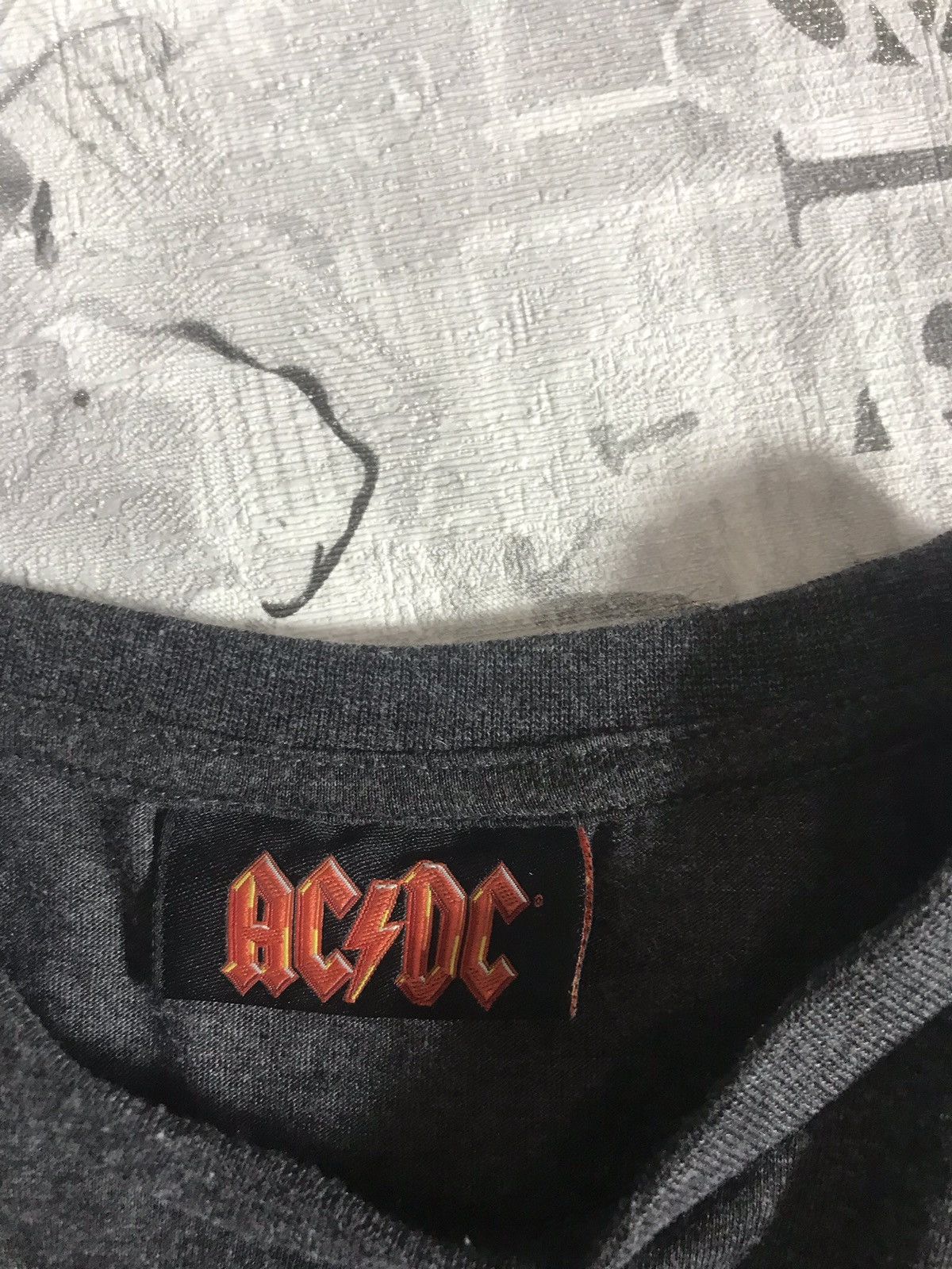 Band Tees AC/DC band t-shirt Size US S / EU 44-46 / 1 - 7 Thumbnail