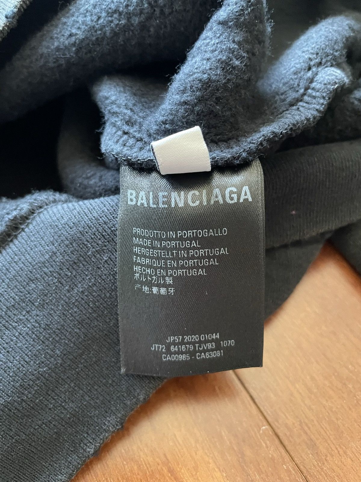 Balenciaga FW20 One Like Hoodie Size US S / EU 44-46 / 1 - 3 Thumbnail