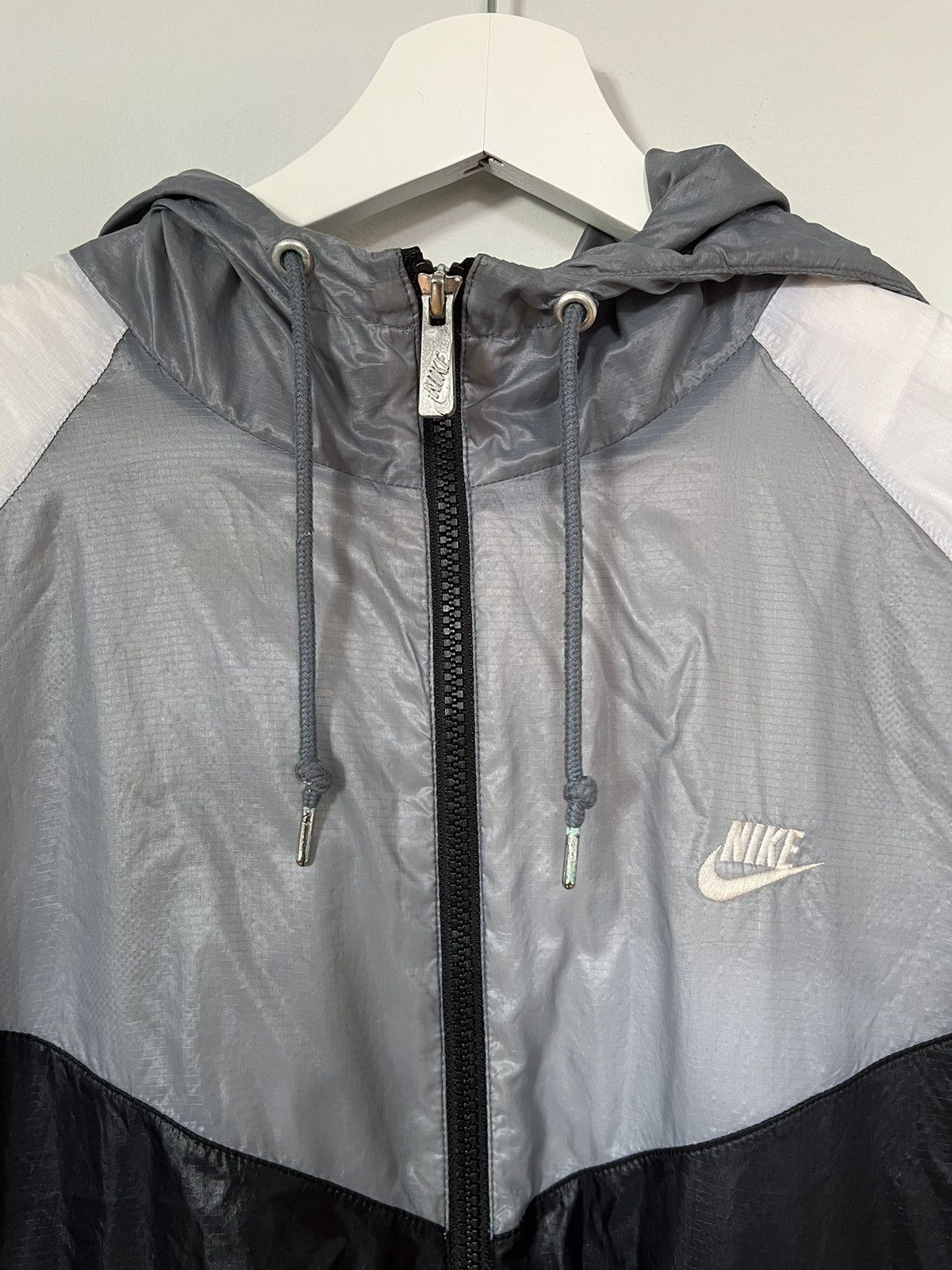 Nike Vintage Nike Windbreaker Y2K Size US L / EU 52-54 / 3 - 2 Thumbnail