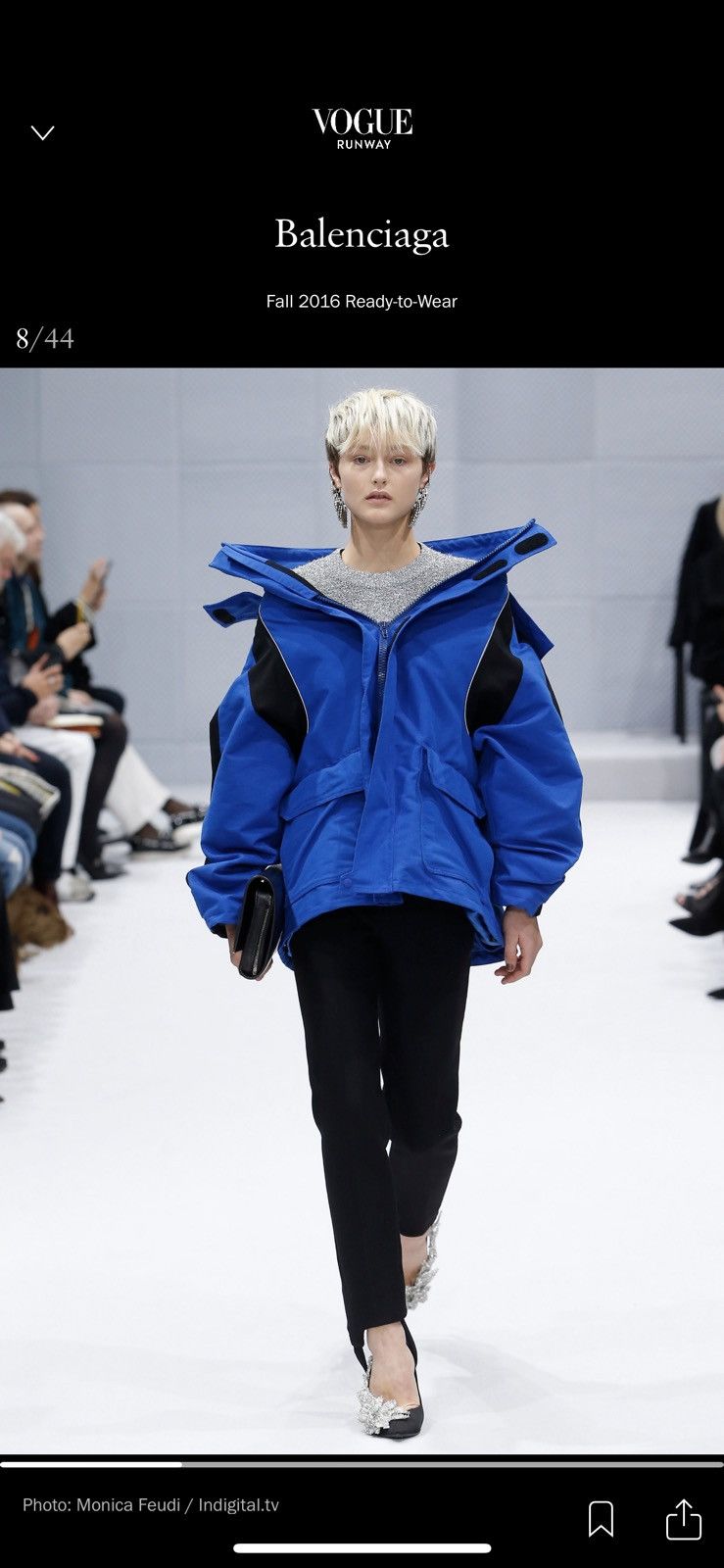 Balenciaga Balenciaga Red Swing Parka Size US S / EU 44-46 / 1 - 14 Thumbnail