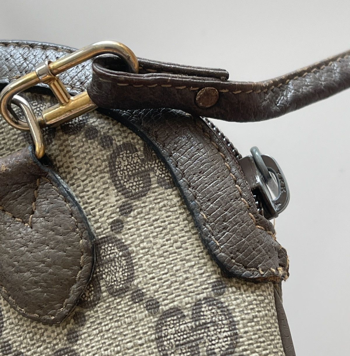 Gucci Vintage Gucci Sherry Line Crossbody Bag Size ONE SIZE - 11 Thumbnail