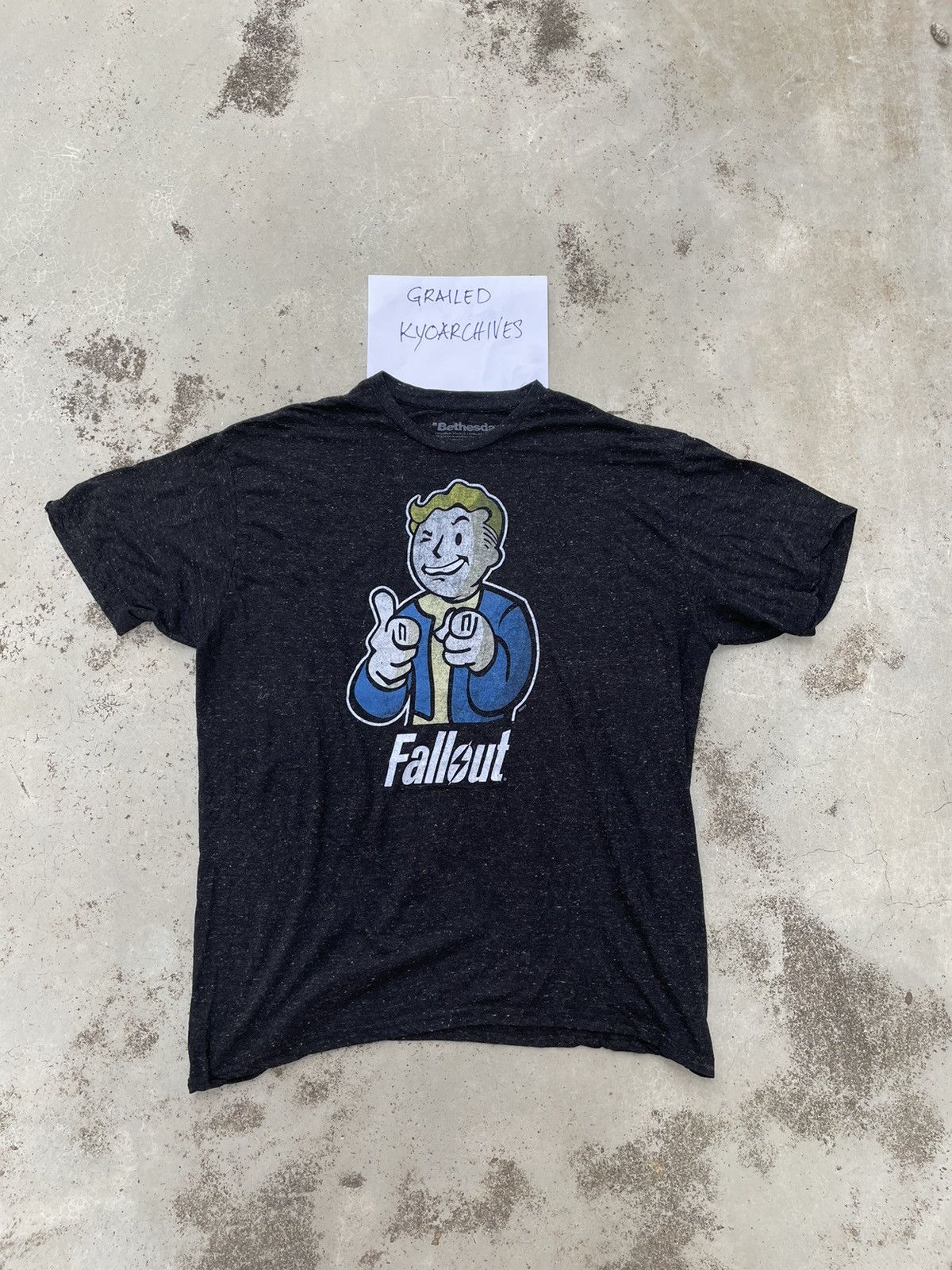 Other FALLOUT CARTOON TEE Size US XXL / EU 58 / 5 - 1 Thumbnail