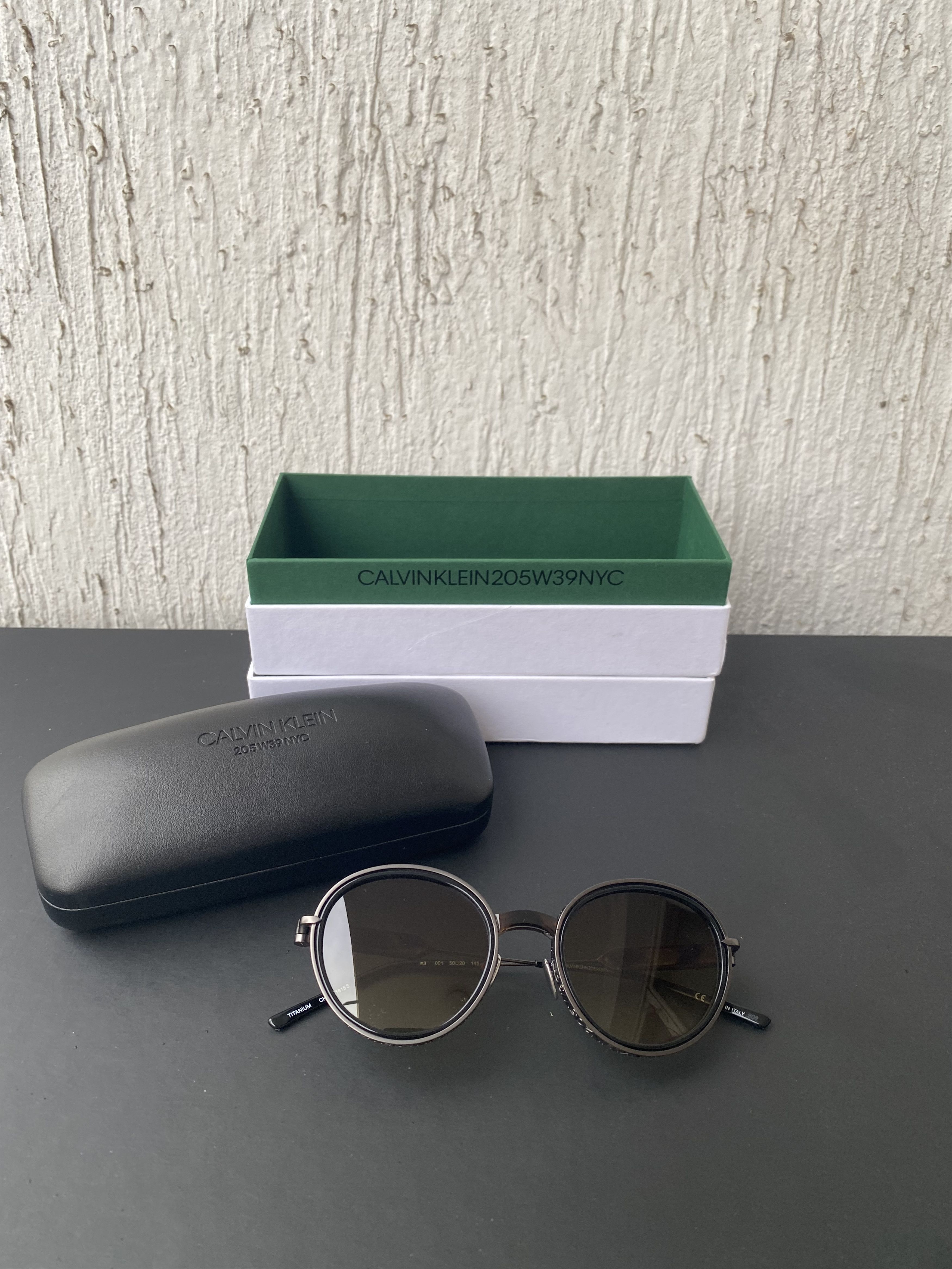 Calvin Klein 205W39NYC BNWT rims logo titanium sunglasses Size ONE SIZE - 3 Thumbnail