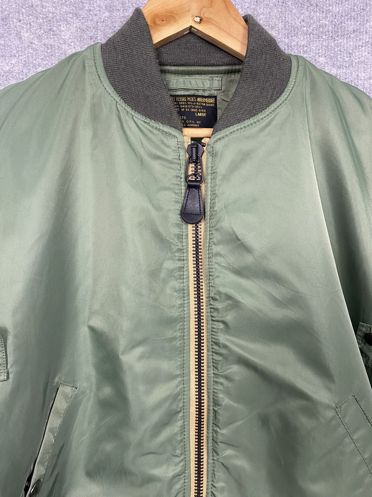 Avirex Vintage Avirex Flight Jacket USAF MA-1 Design Military Size US L / EU 52-54 / 3 - 4 Thumbnail