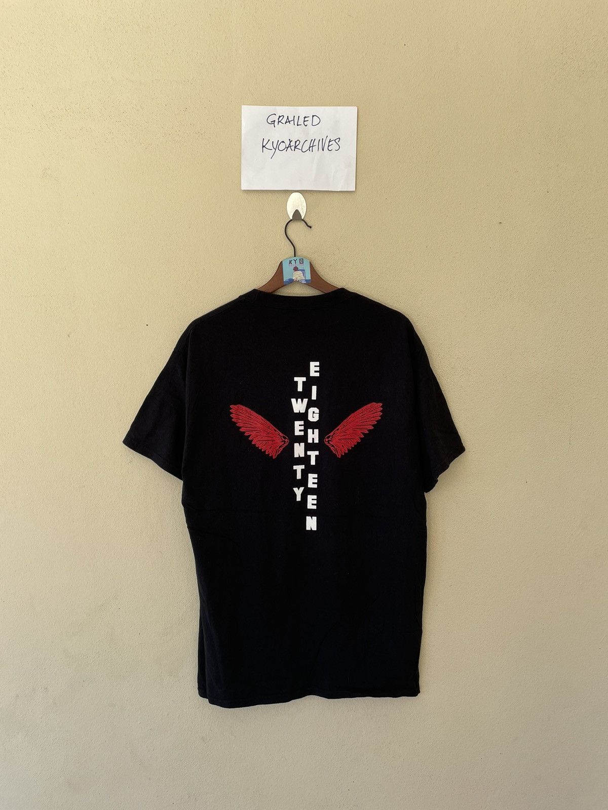 TWENTY EIGHTEEN BLACK TEE