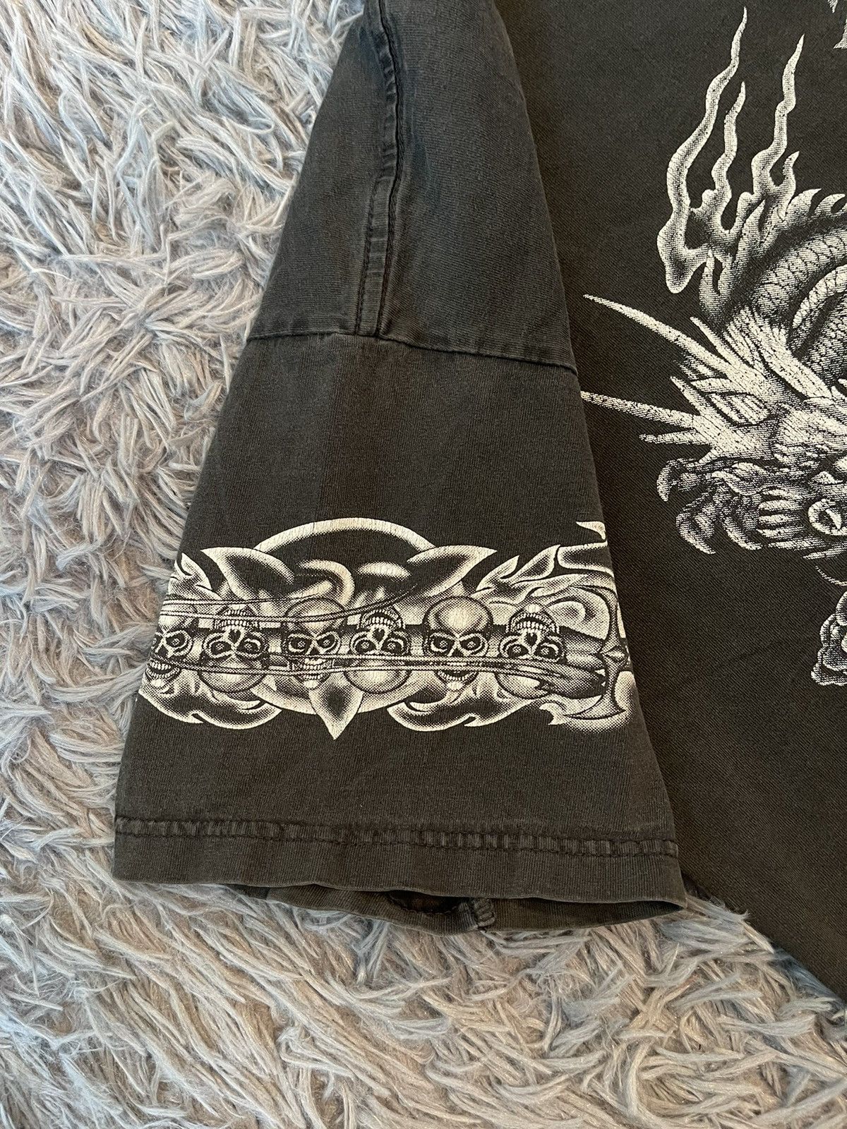 Japanese Brand × Vintage ☯️🐲Ying Yang in dragons hand 90s vtg Japanese style t-shirt Size US L / EU 52-54 / 3 - 4 Thumbnail