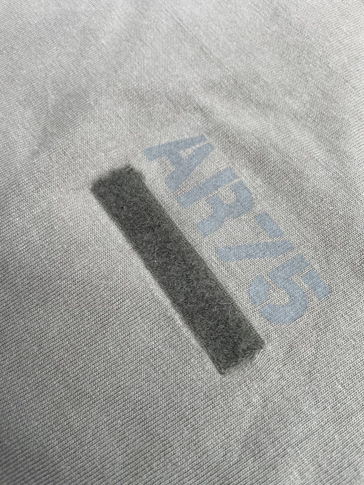 Avirex Avirex Side Pocket Faded Tshirt Size US M / EU 48-50 / 2 - 13 Thumbnail