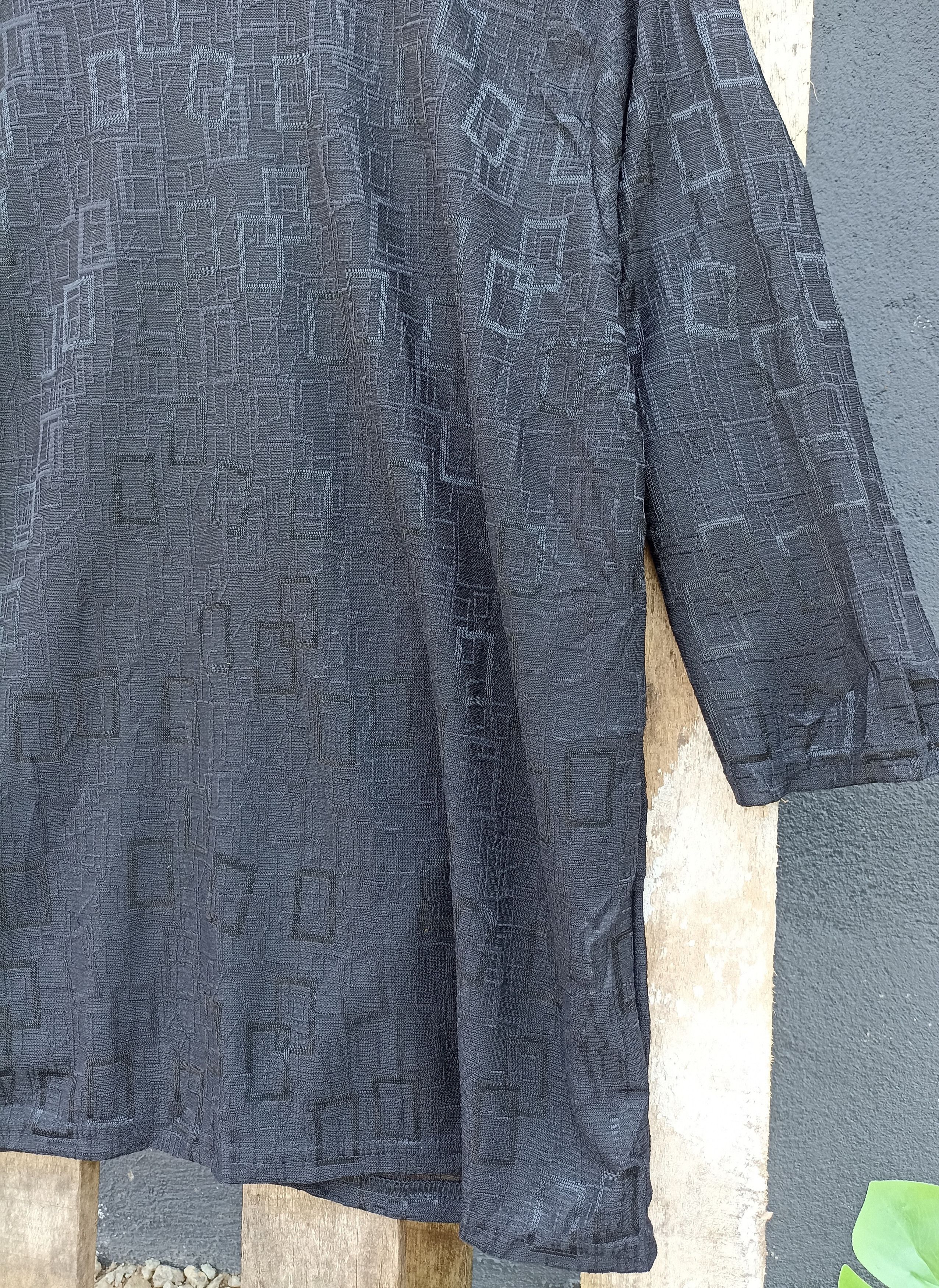 Issey Miyake × Japanese Brand Mesh Monogram Quater sleeve Size US M / EU 48-50 / 2 - 2 Thumbnail