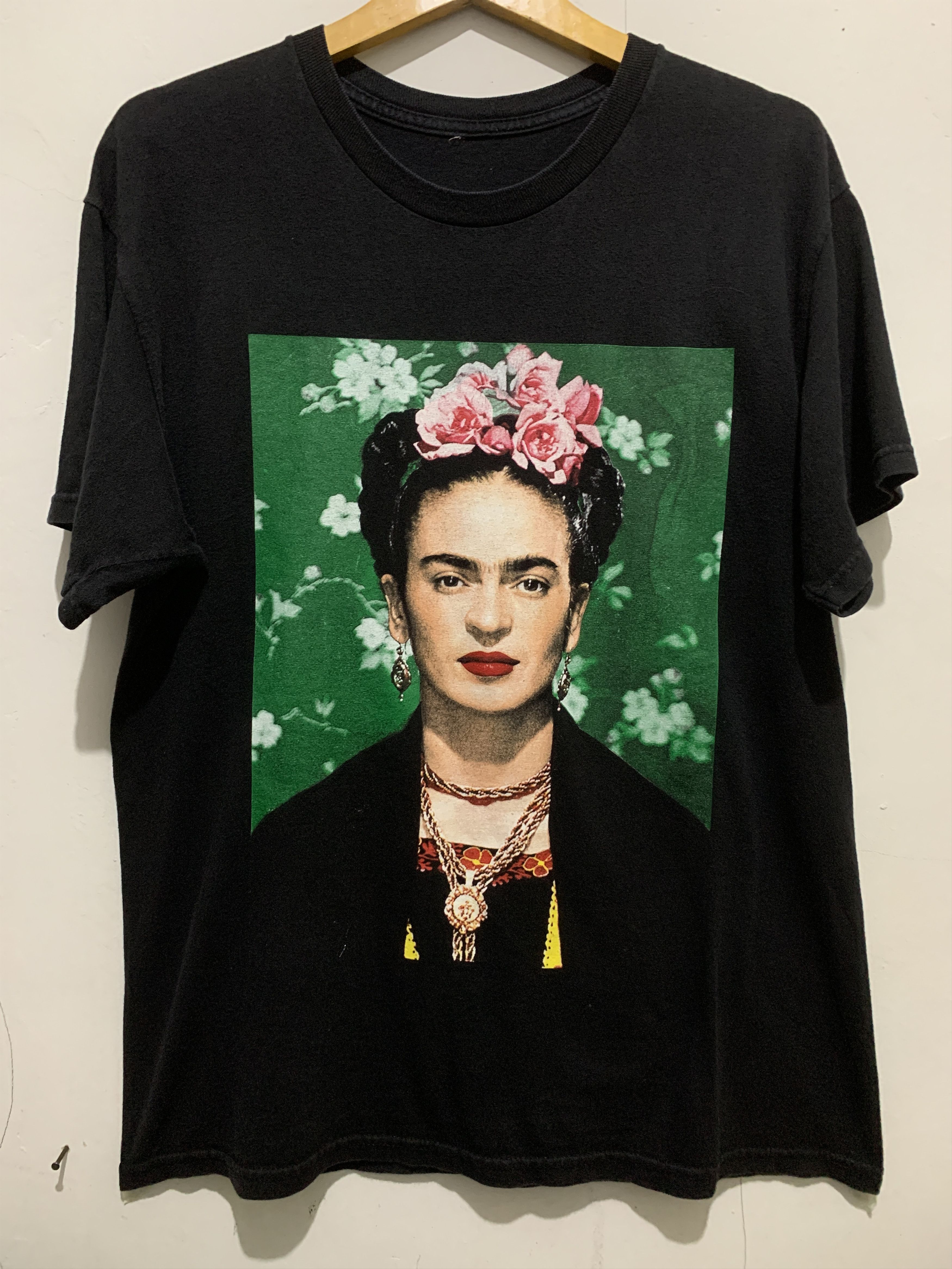 Vintage LA VIDA DE FRIDA KAHLO THE LAGEND WOMAN | Grailed