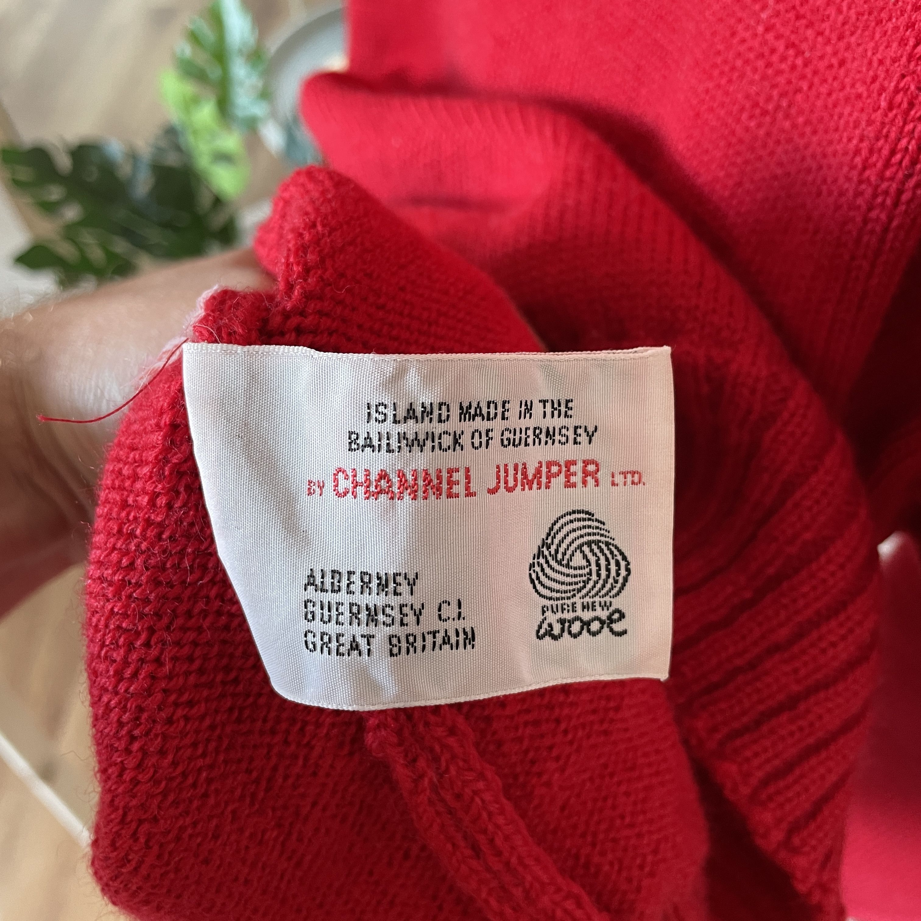 Le Tricoteur Guernsey Bailiwick of Guernsey by Channel Jumper Vintage Wool Sweater Size US XL / EU 56 / 4 - 11 Thumbnail