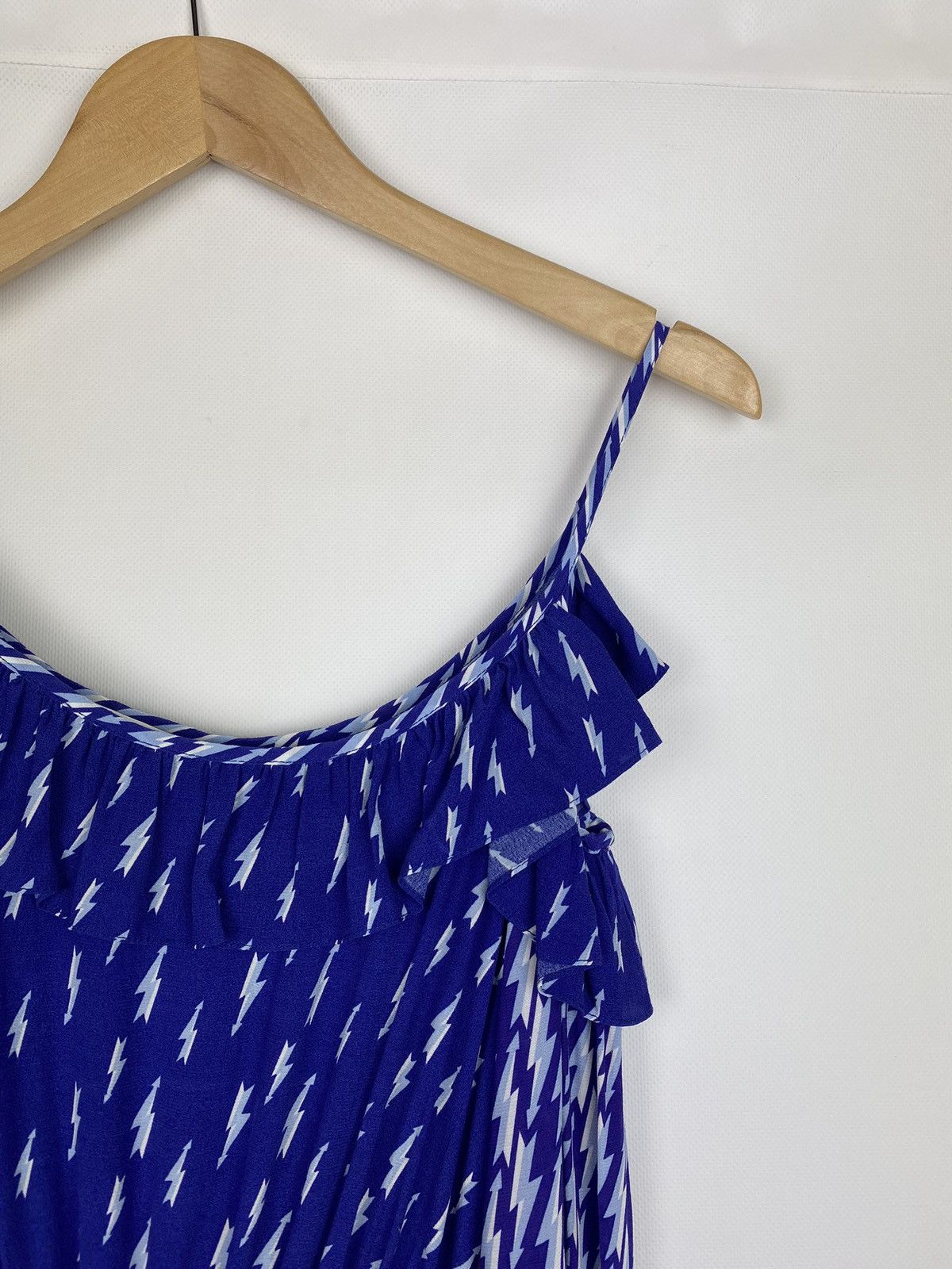 Sandro BNWT Sandro Lightning Bolt Bare Shoulder E18 Kemila dress Size XXS / US 00 / IT 34 - 5 Thumbnail