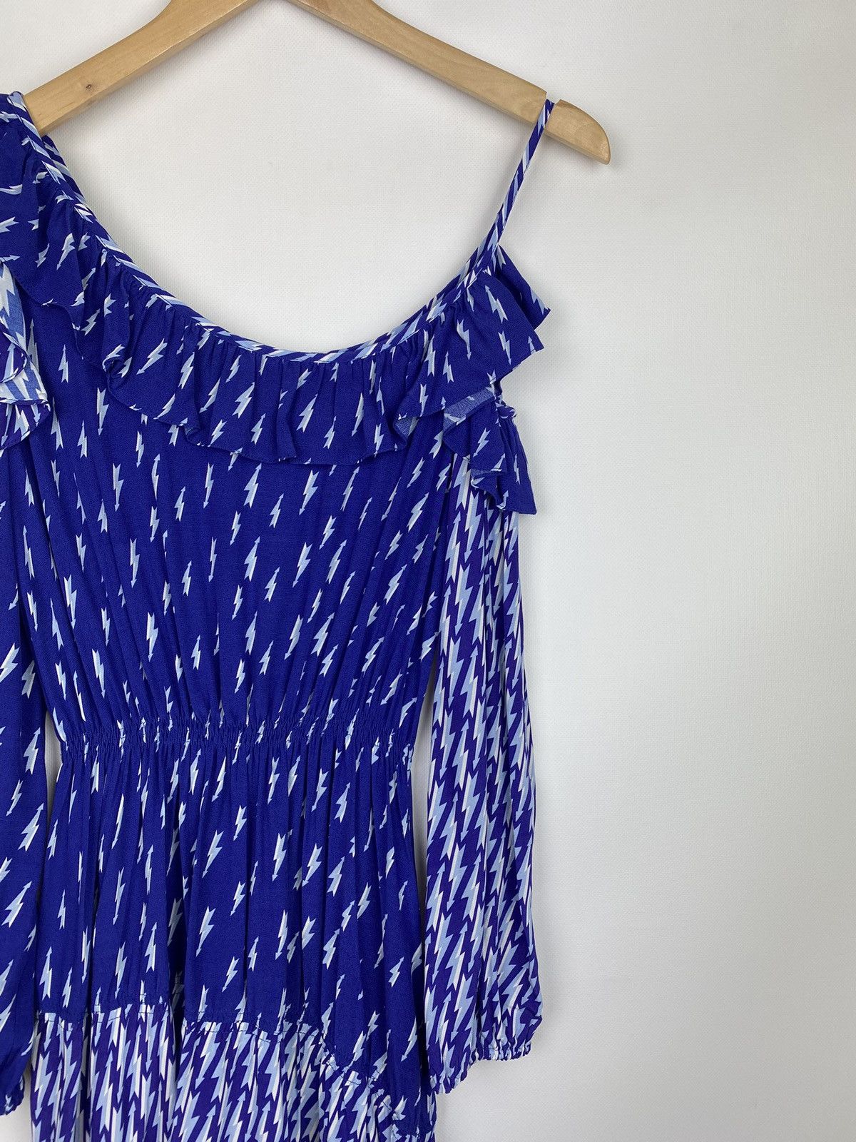 Sandro BNWT Sandro Lightning Bolt Bare Shoulder E18 Kemila dress Size XXS / US 00 / IT 34 - 4 Thumbnail
