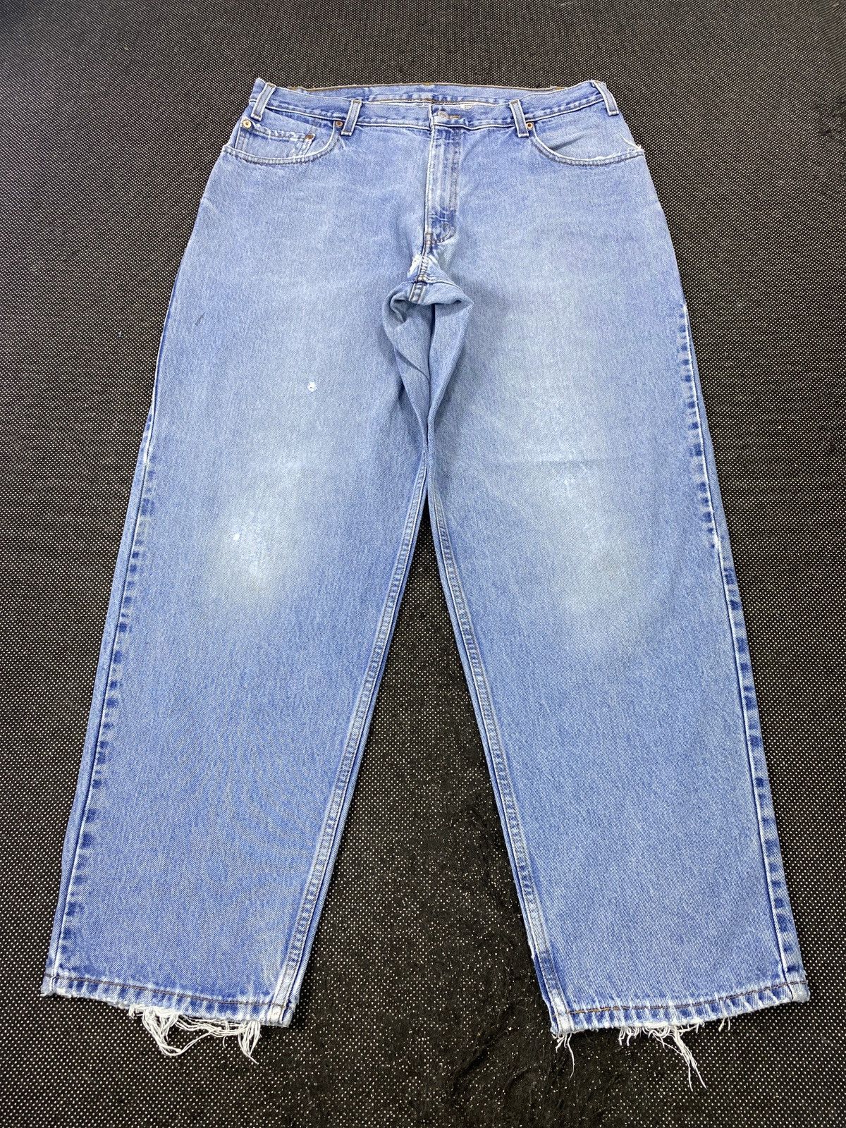 Levi's VINTAGE LEVI'S 570 BAGGY FIT BLUE WASH JEANS - J500 Size US 37 - 2 Thumbnail