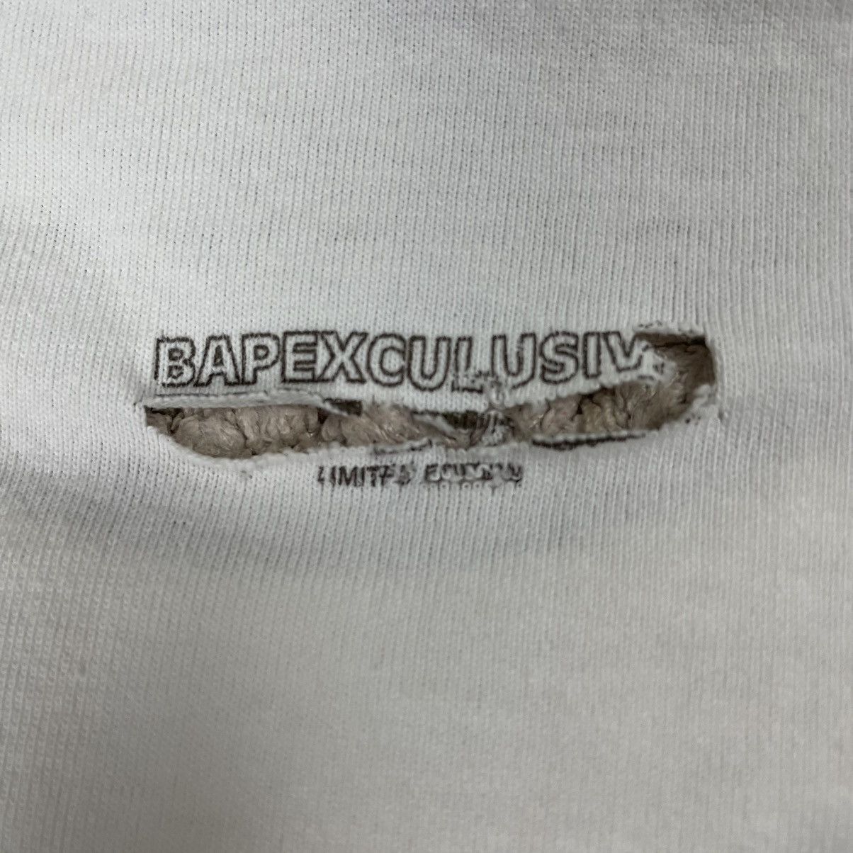 Bape Pop Art Tee Size US L / EU 52-54 / 3 - 17 Thumbnail
