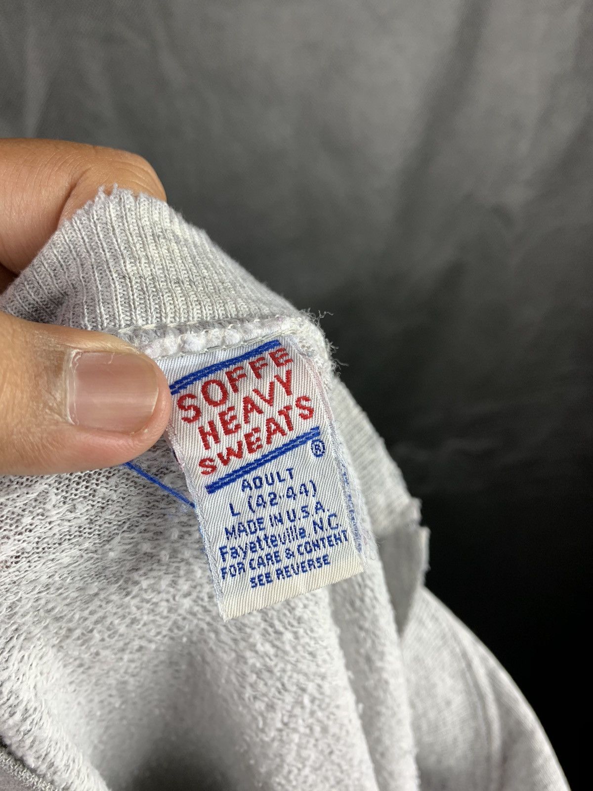Vintage Vintage 90s Soffe Heavy Sweats Plain Sweater Size US L / EU 52-54 / 3 - 8 Thumbnail