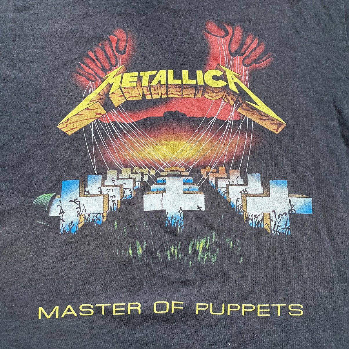 Band Tees VINTAGE METALLICA ROCK BAND MASTER OF PUPPETS FADED T SHIRT Size US XL / EU 56 / 4 - 3 Thumbnail
