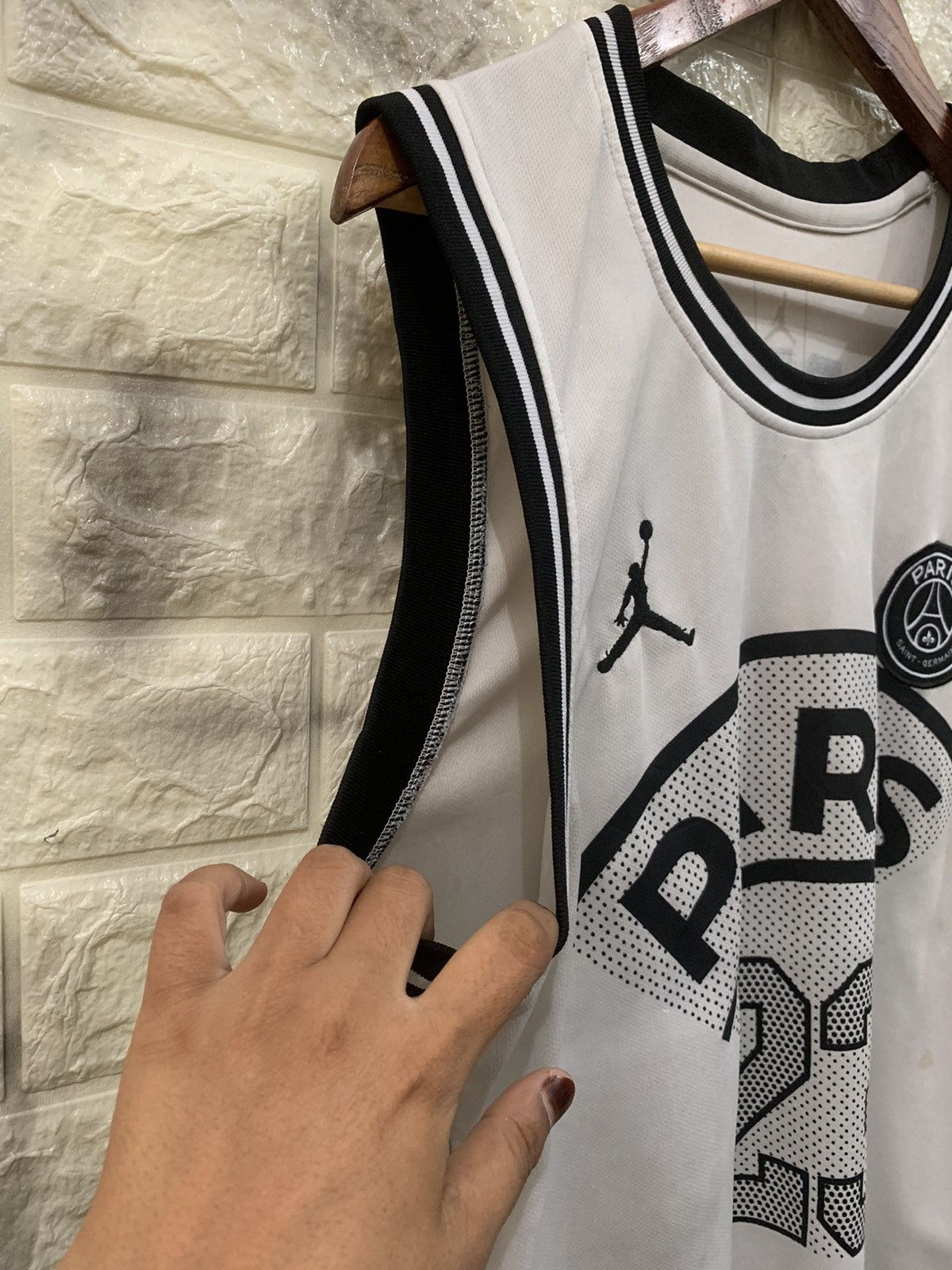 Jordan Brand Jordan + PSG NBA Jersey Size US M / EU 48-50 / 2 - 6 Thumbnail