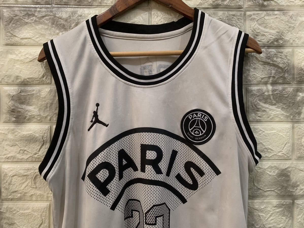 Jordan Brand Jordan + PSG NBA Jersey Size US M / EU 48-50 / 2 - 4 Thumbnail