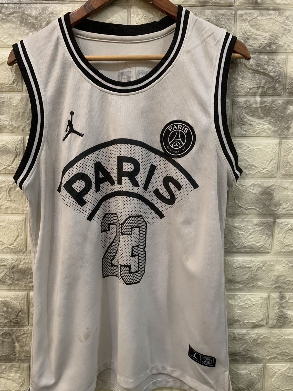 Jordan Brand Jordan + PSG NBA Jersey Size US M / EU 48-50 / 2 - 3 Thumbnail