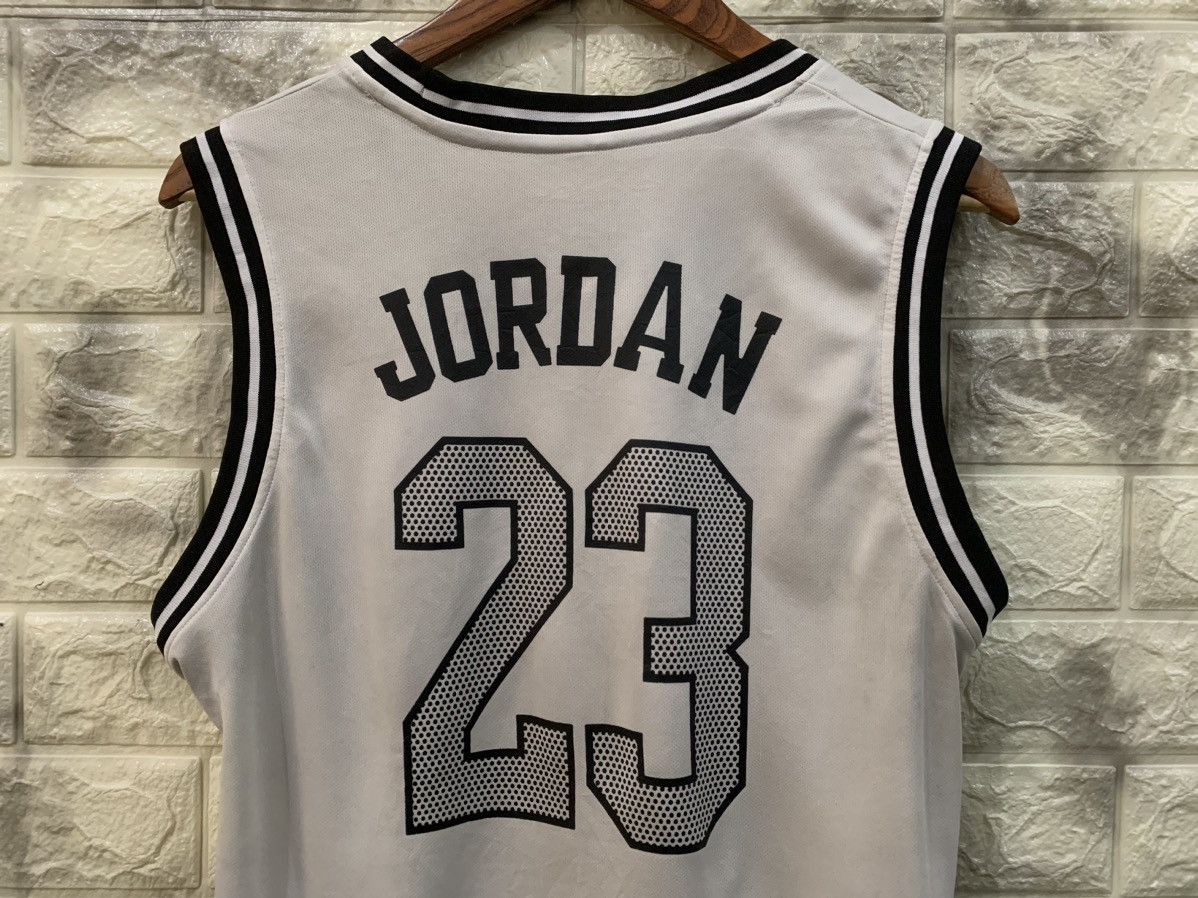 Jordan Brand Jordan + PSG NBA Jersey Size US M / EU 48-50 / 2 - 5 Thumbnail