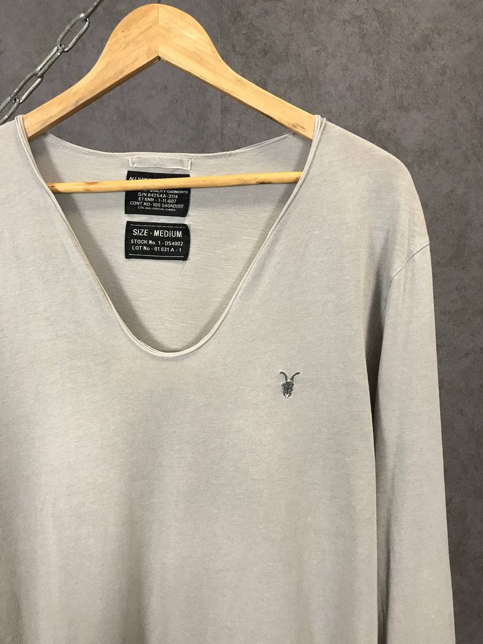 Allsaints Allsaints vintage v neck longsleeve Size US M / EU 48-50 / 2 - 2 Thumbnail